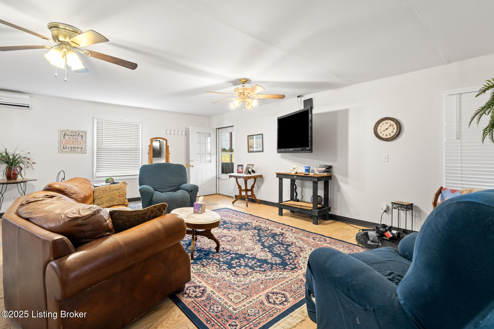 5976 Eminence Pike Property Photo 34
