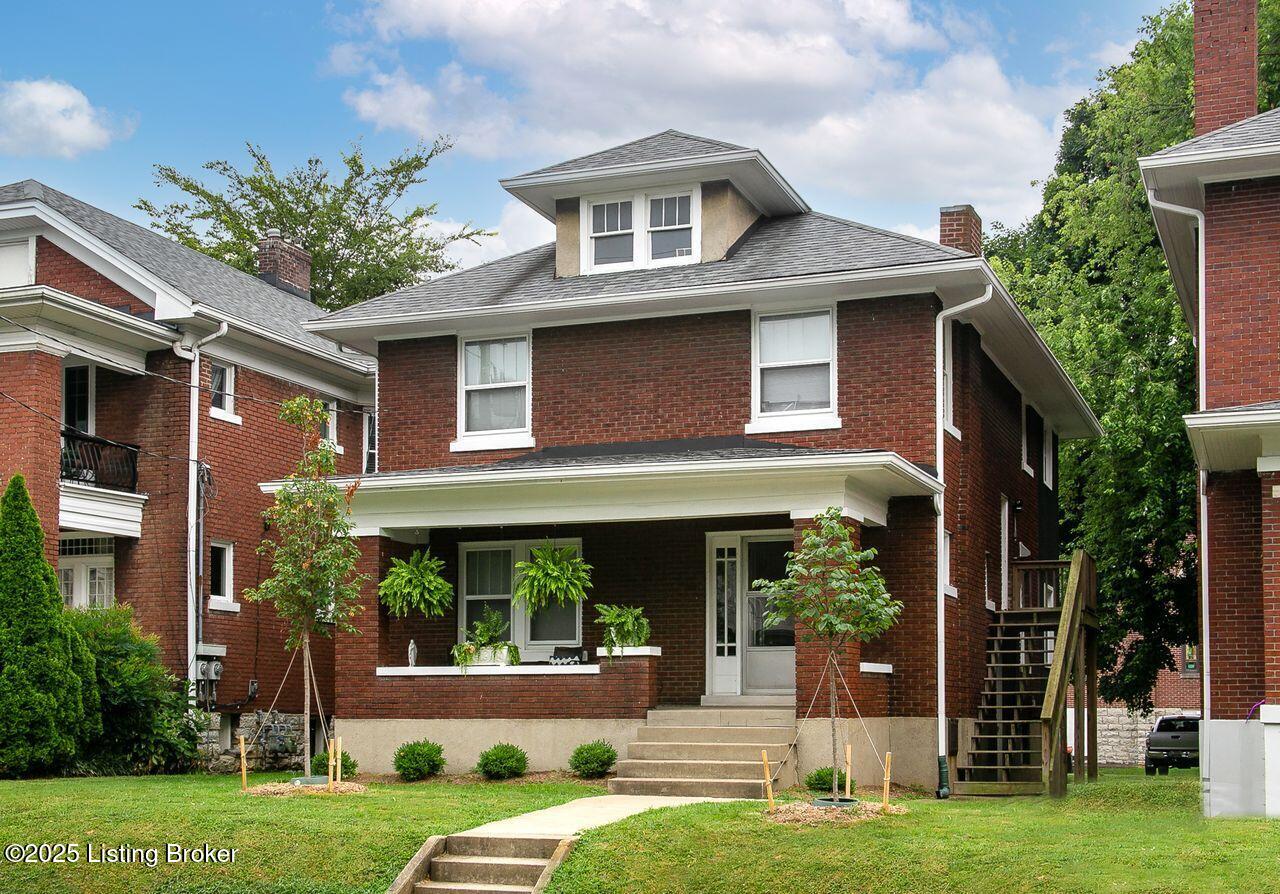 2012 Edgeland Ave Property Photo 1