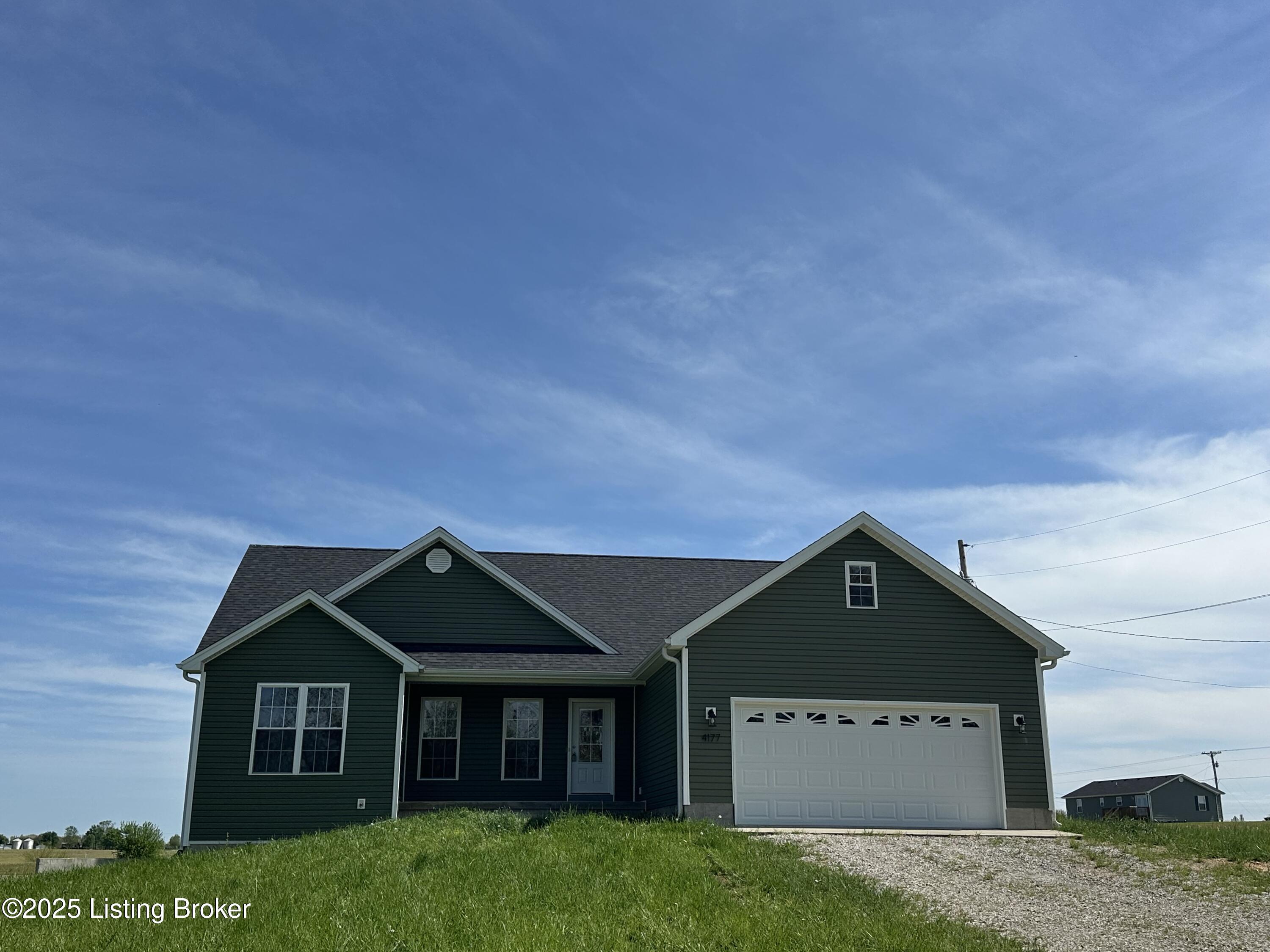 4177 Fairgrounds Rd Property Photo 1