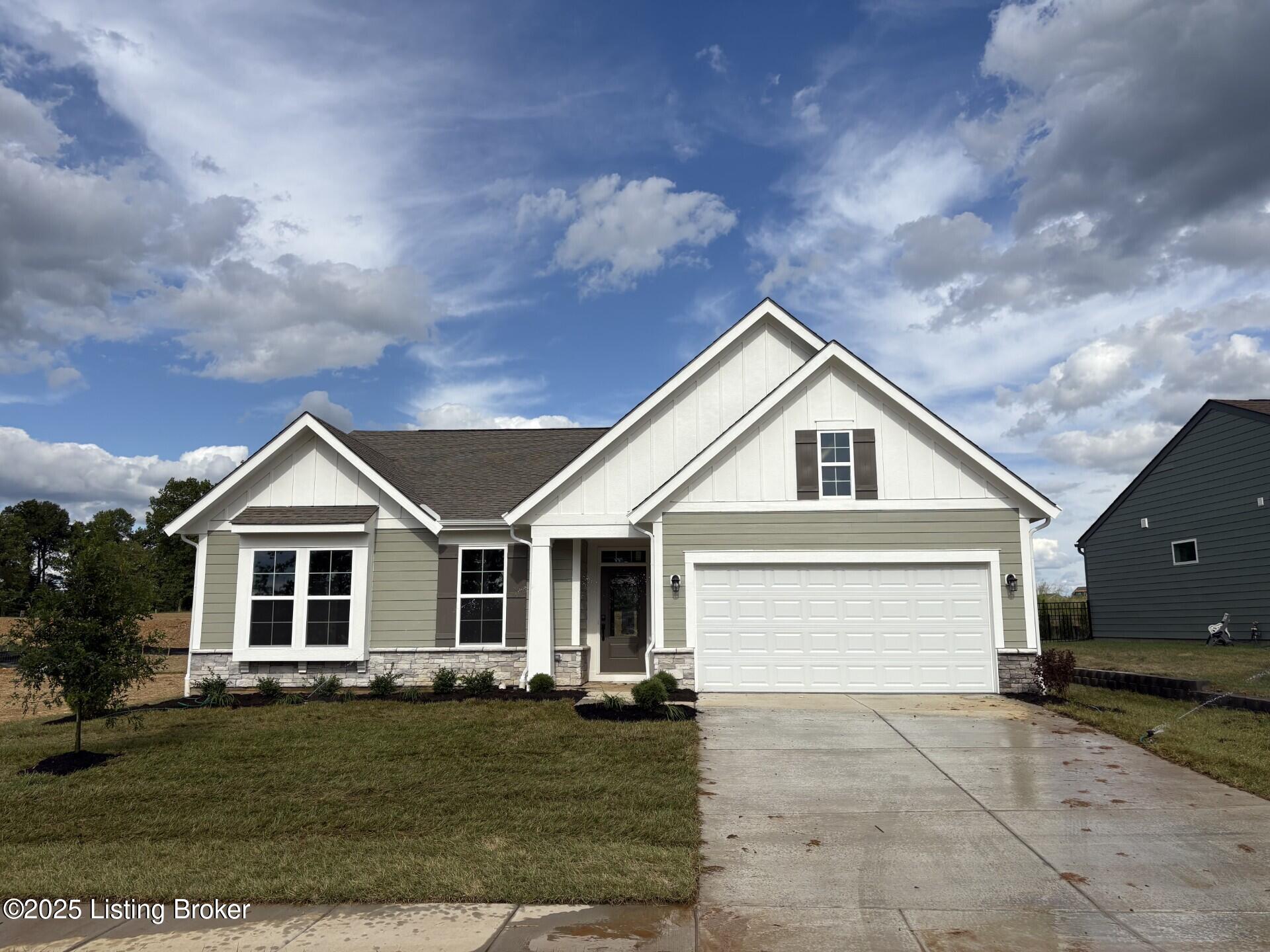 160 Meadow Rose Ln Property Photo 1