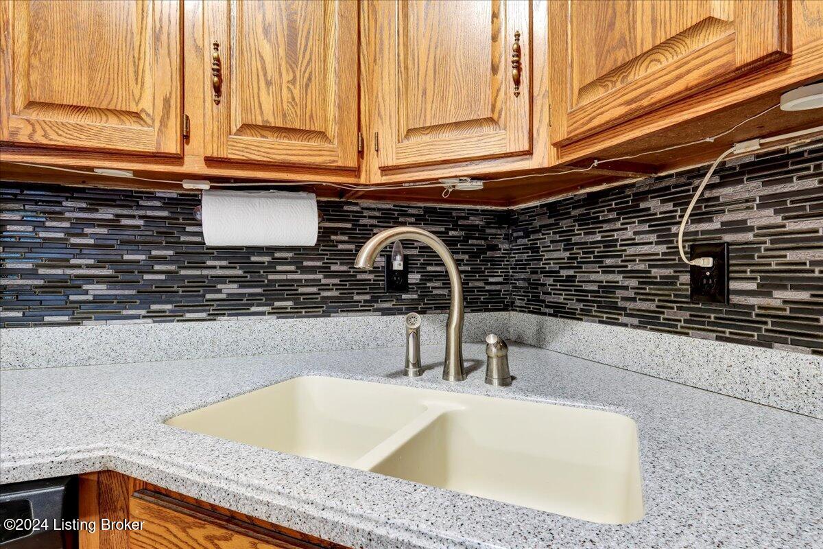 12931 Bearcamp Rd Property Photo 16