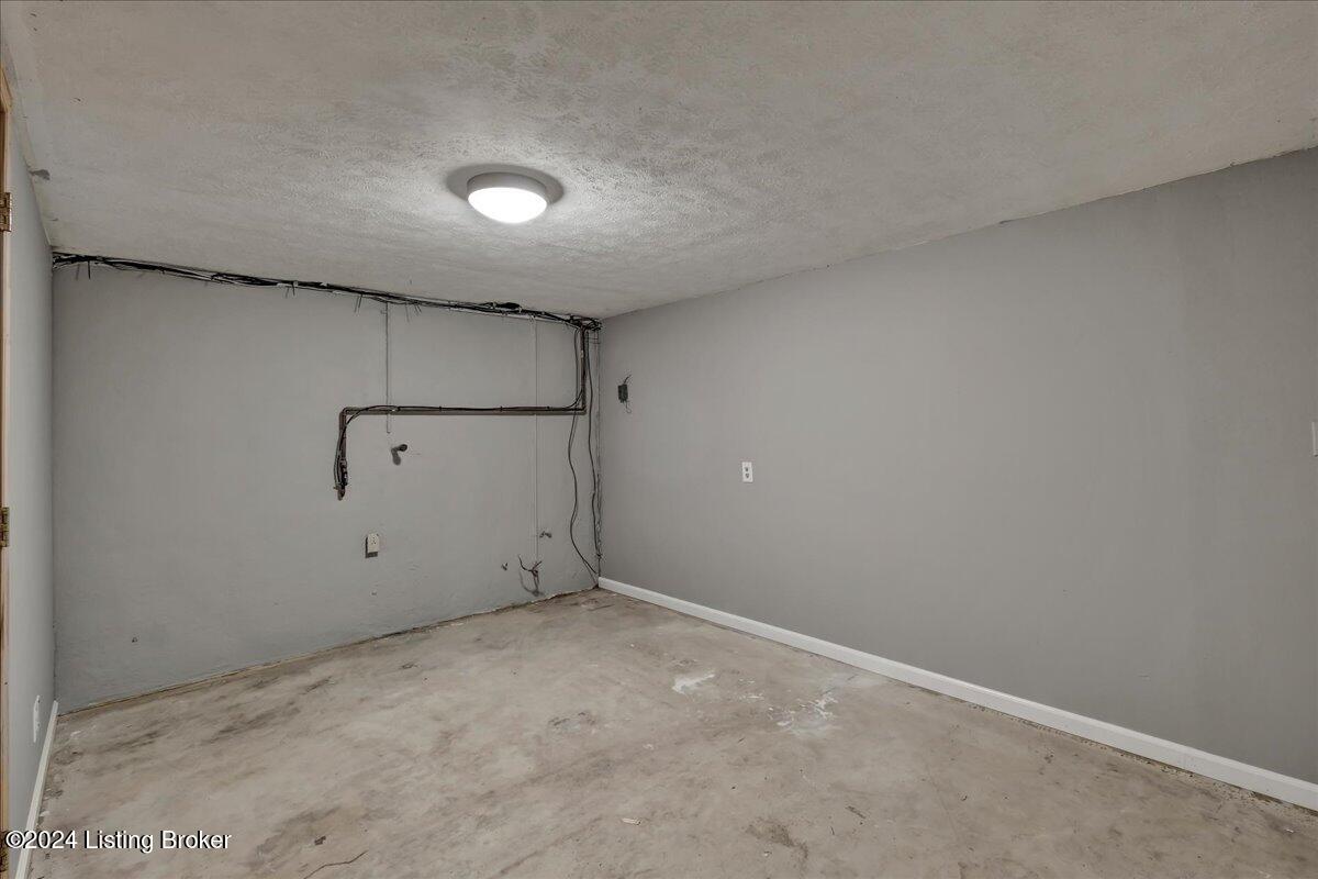 12931 Bearcamp Rd Property Photo 34