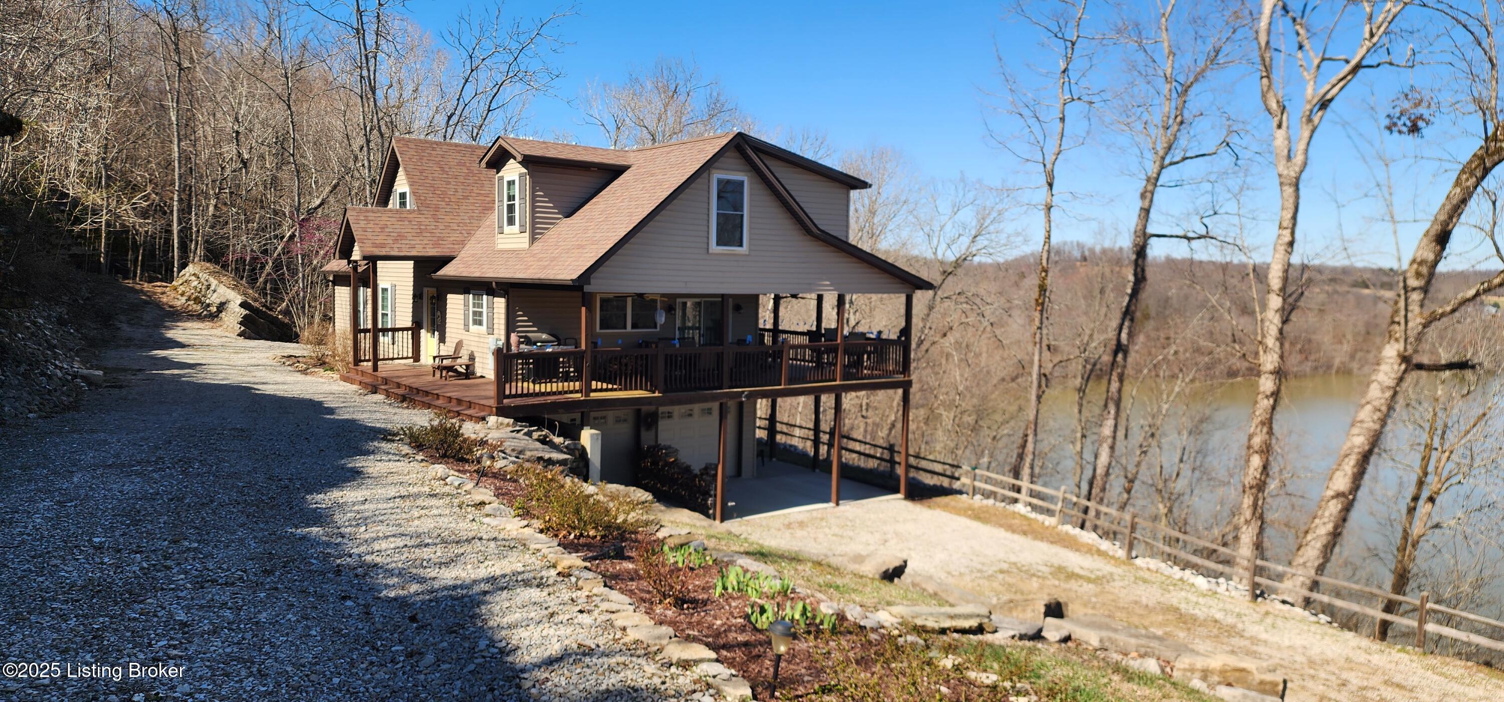 260 Patriots Path Ln Property Photo
