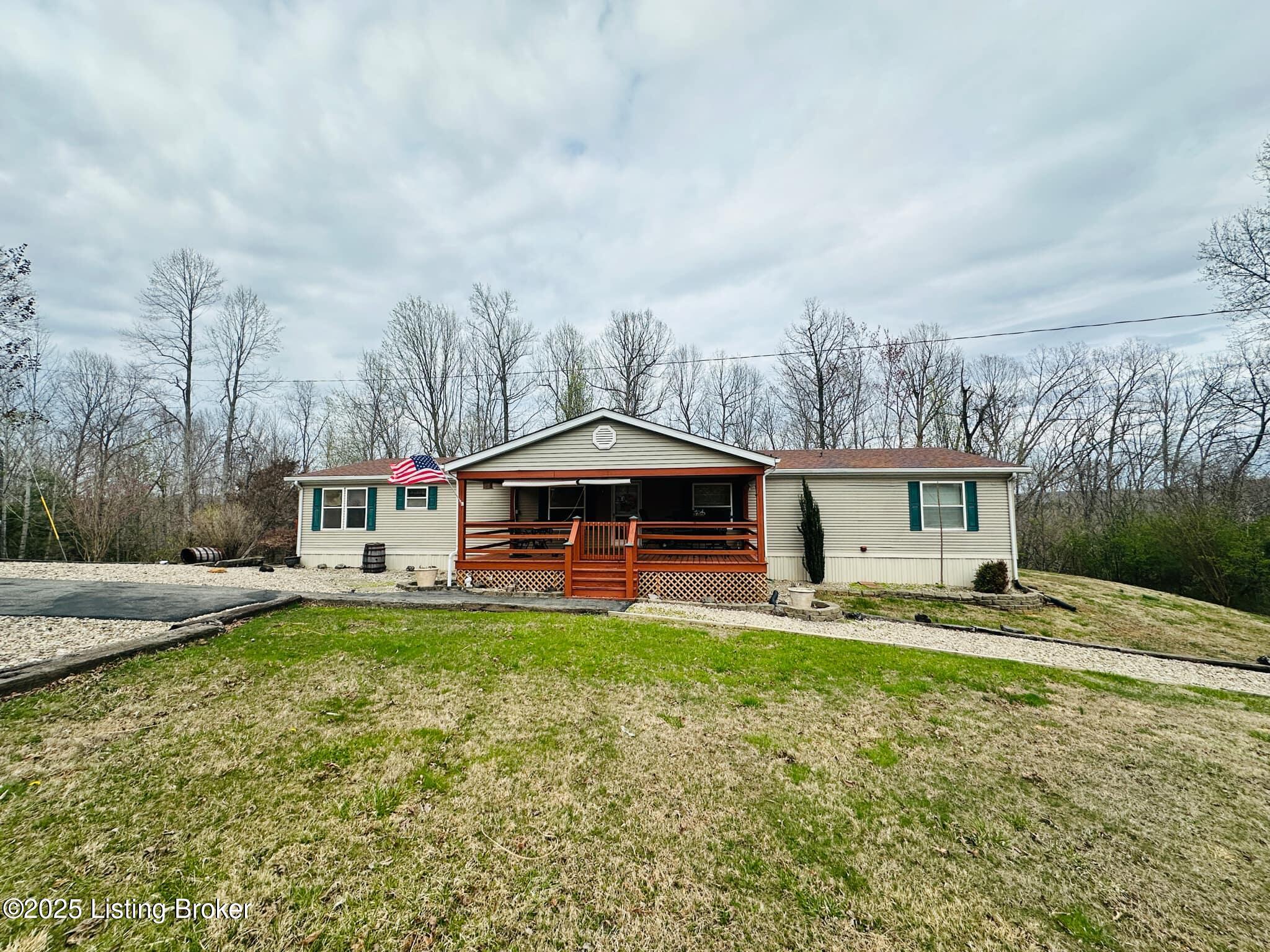 588 Sleepy Hollow Cir Property Photo 1