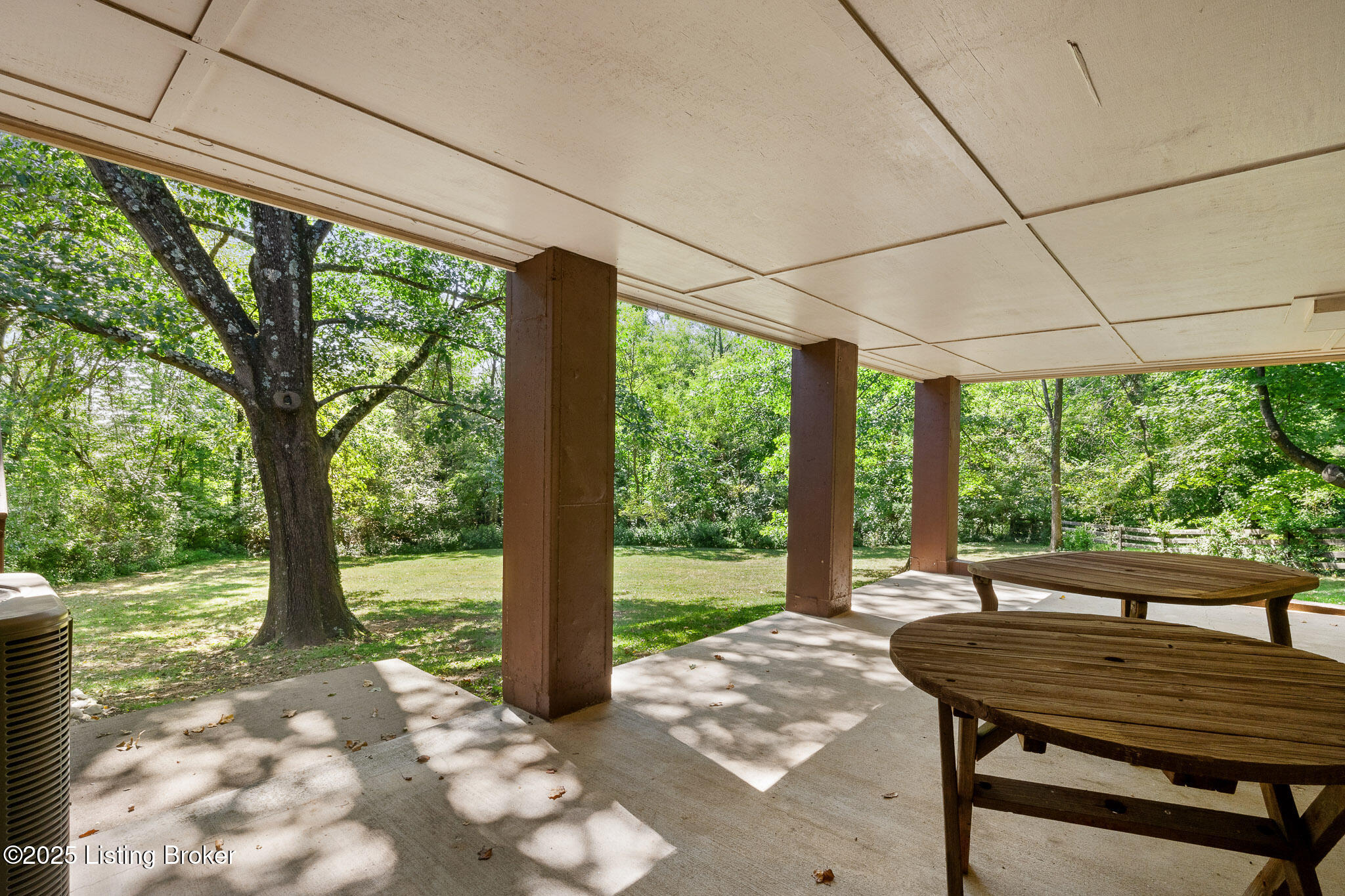 7106 Oak Terrace Property Photo 68
