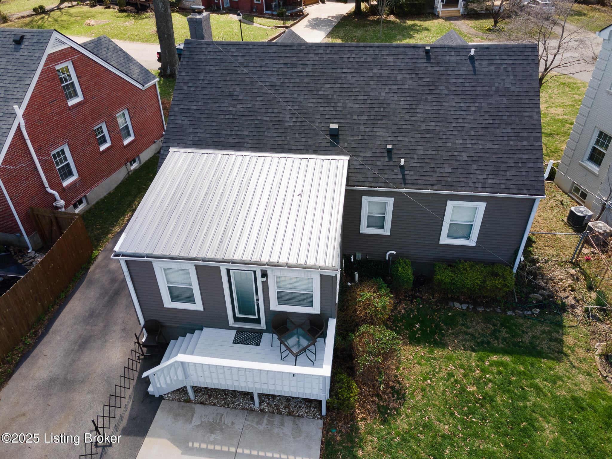 221 Norbourne Blvd Property Photo 42