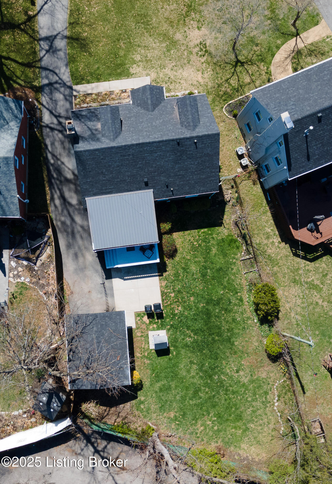 221 Norbourne Blvd Property Photo 44