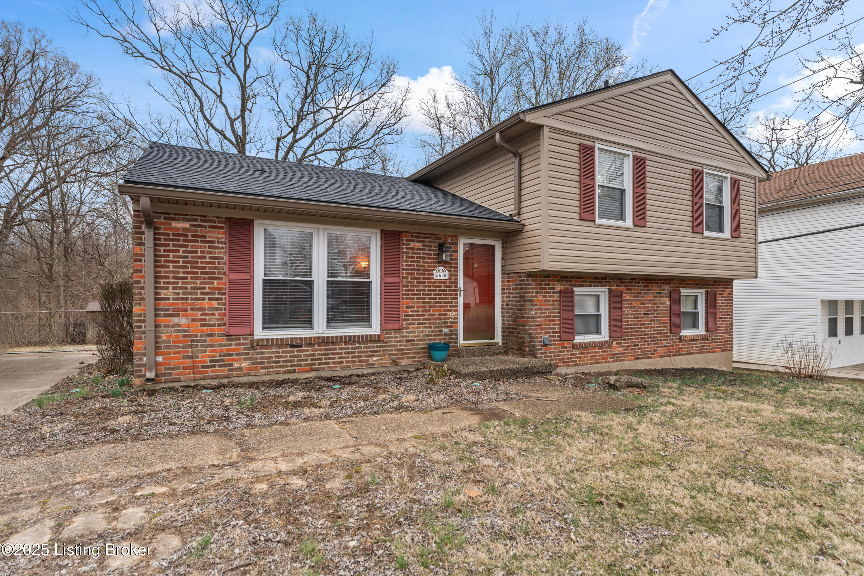 6650 Ashbrooke Dr Property Photo 1