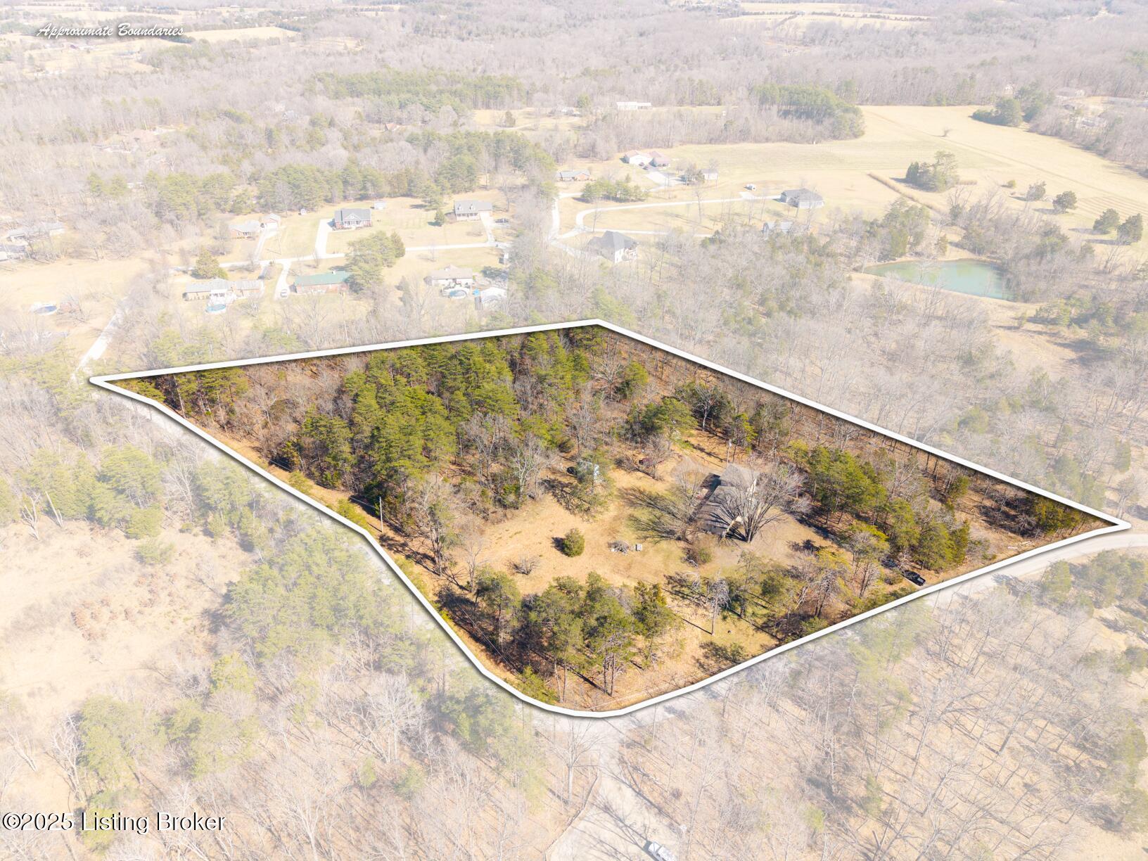 914 Pine Creek Tr Property Photo 1