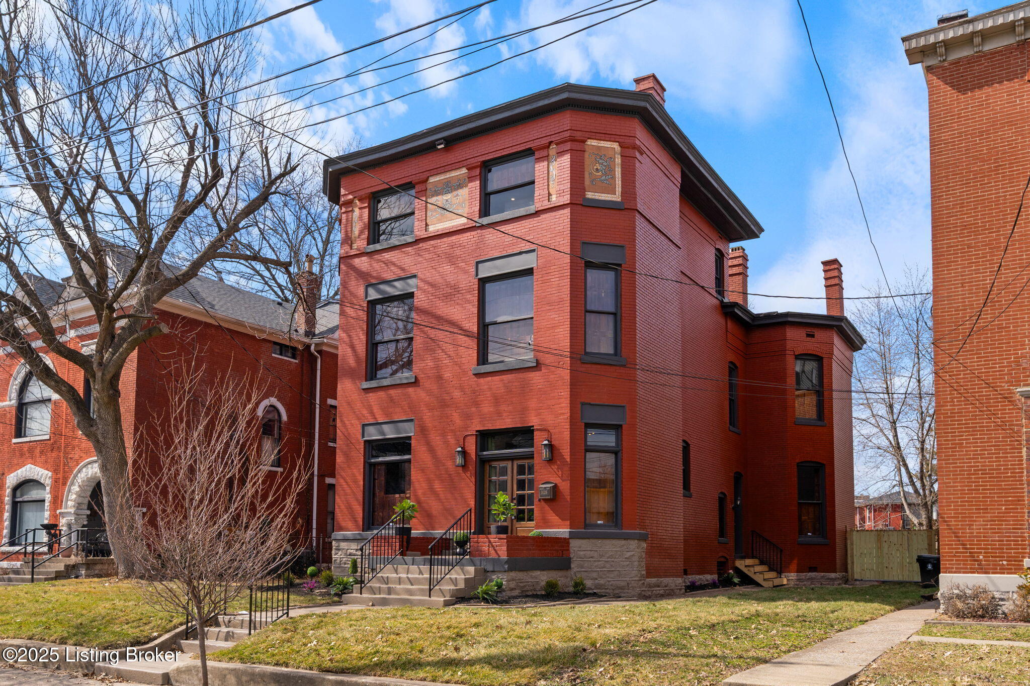 1026 S Brook St Property Photo