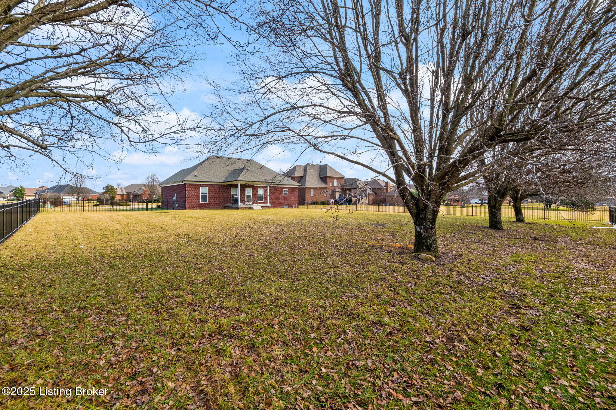111 Springcrest Ct Property Photo 34