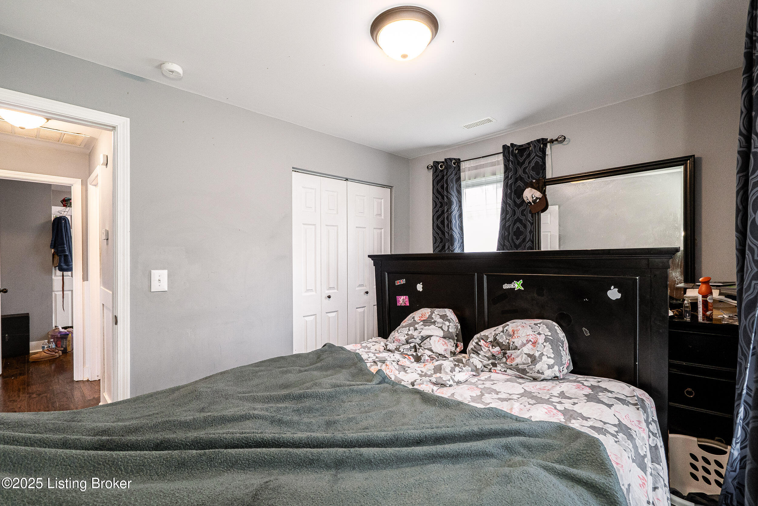 4906 Graston Ave Property Photo 14