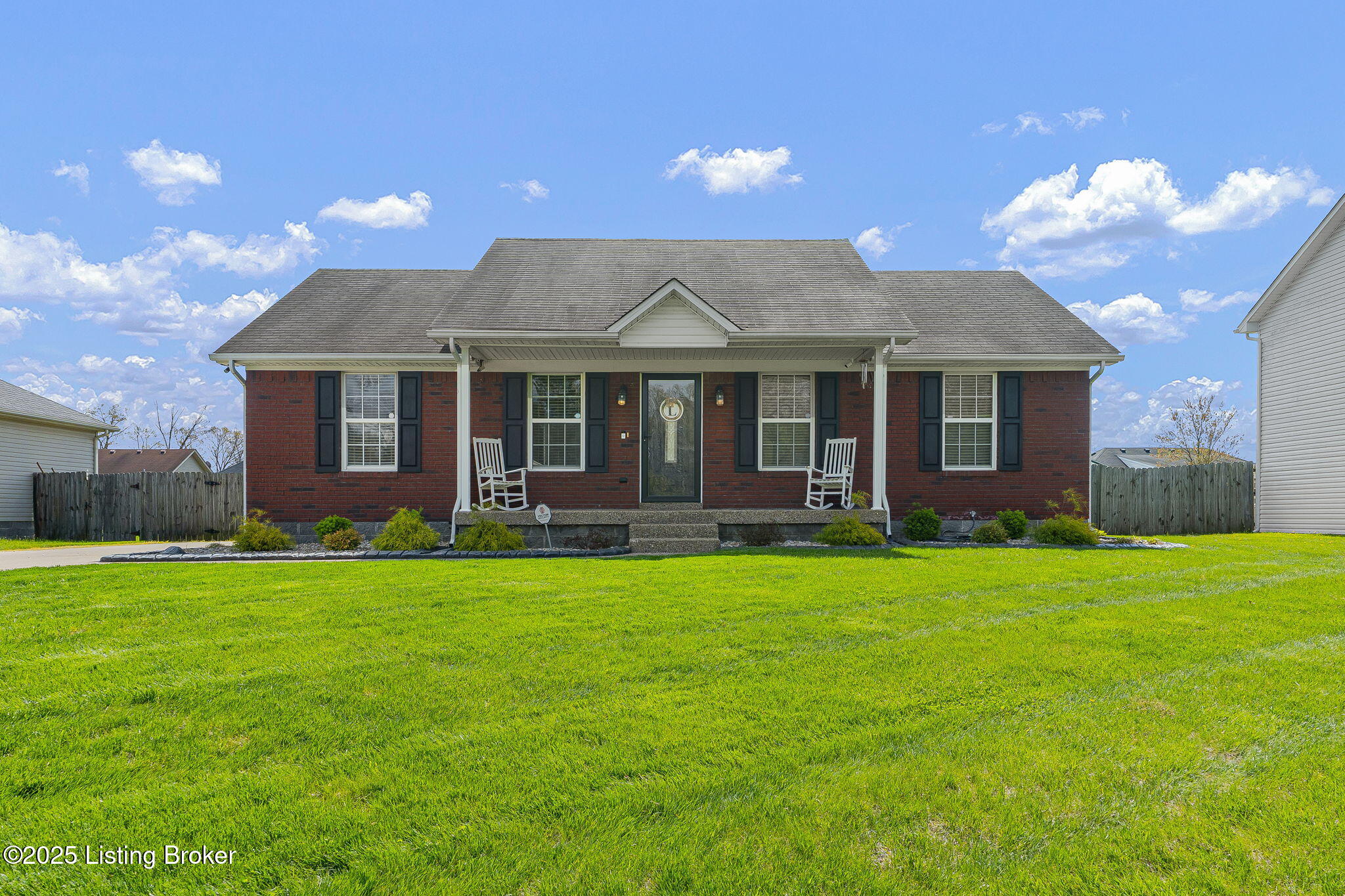 448 Hensley Rd Property Photo 1
