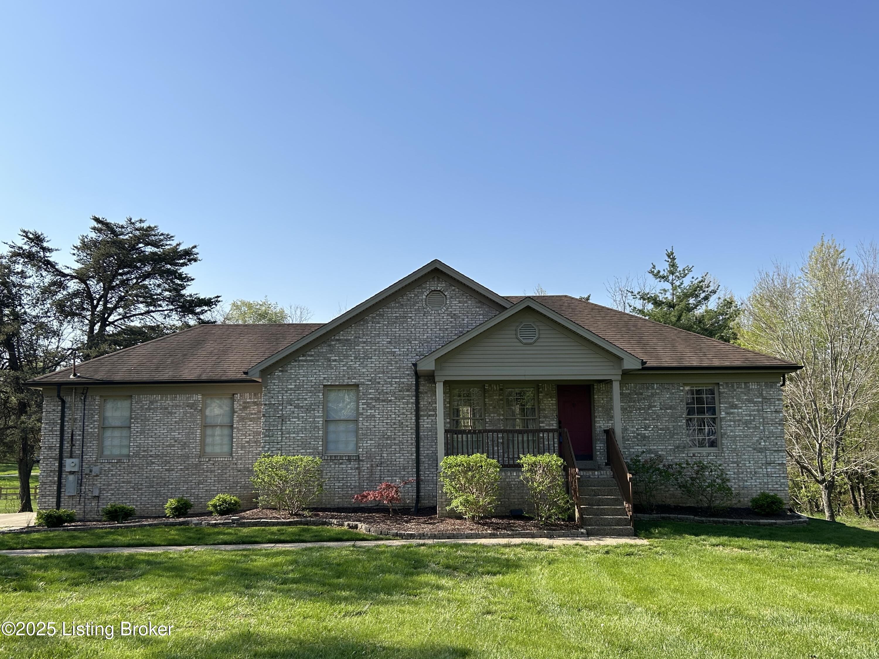 323 Mill Brook Cir Property Photo 1