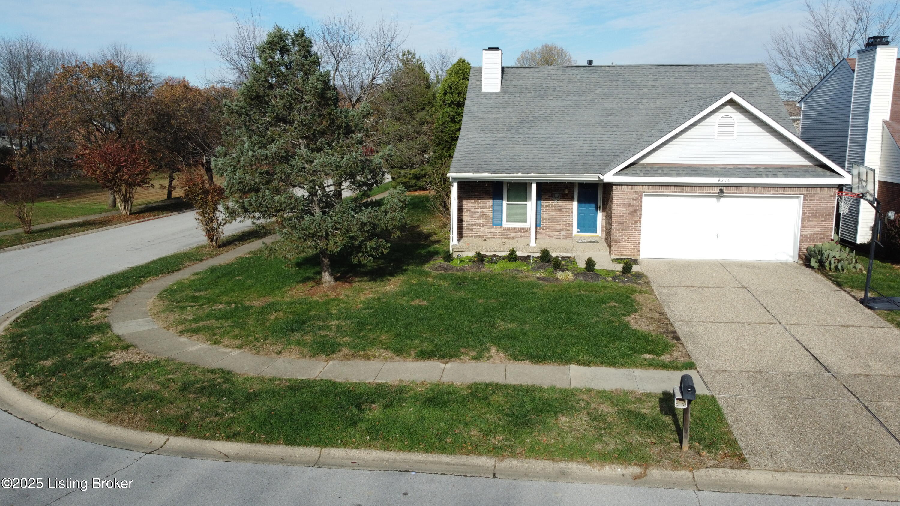 4319 Brownhurst Way Property Photo