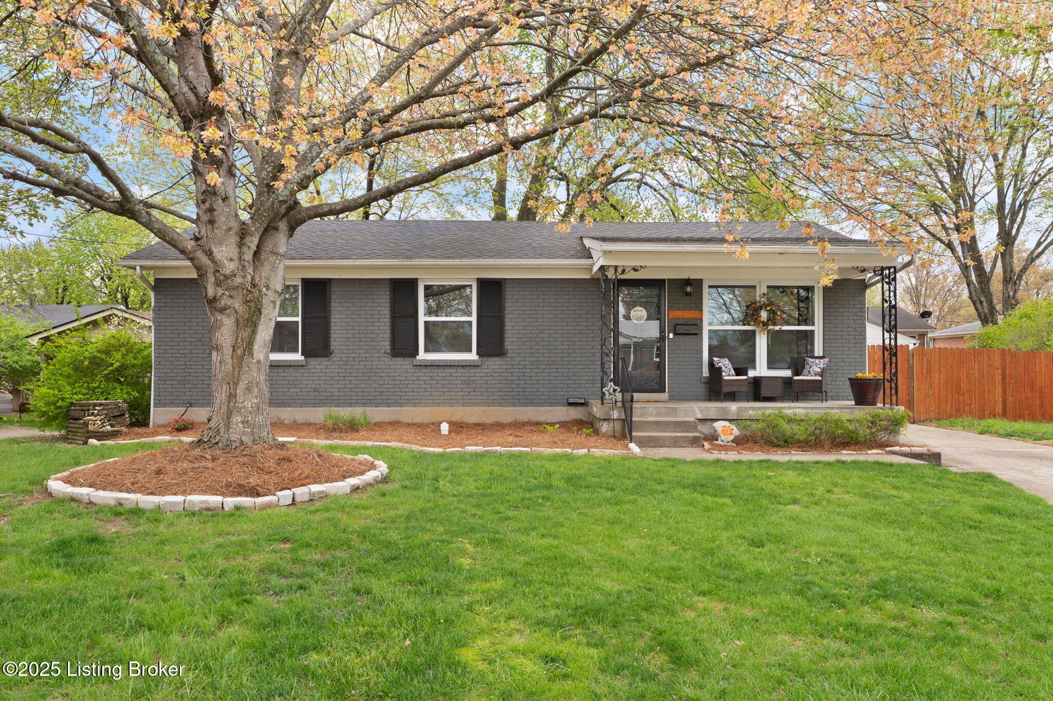 2904 Wimpole Ct Property Photo 1