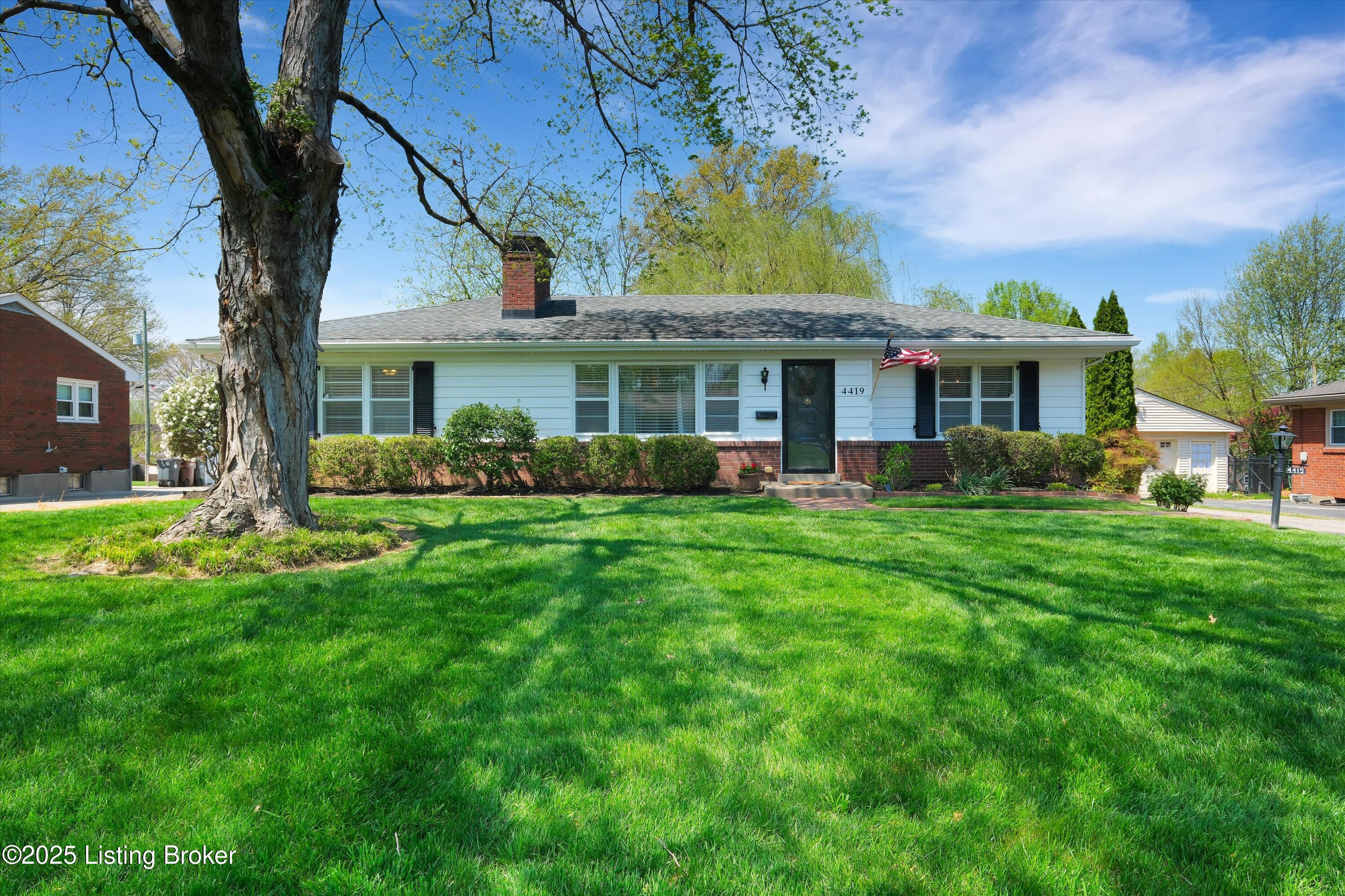 4419 Dannywood Rd Property Photo 1
