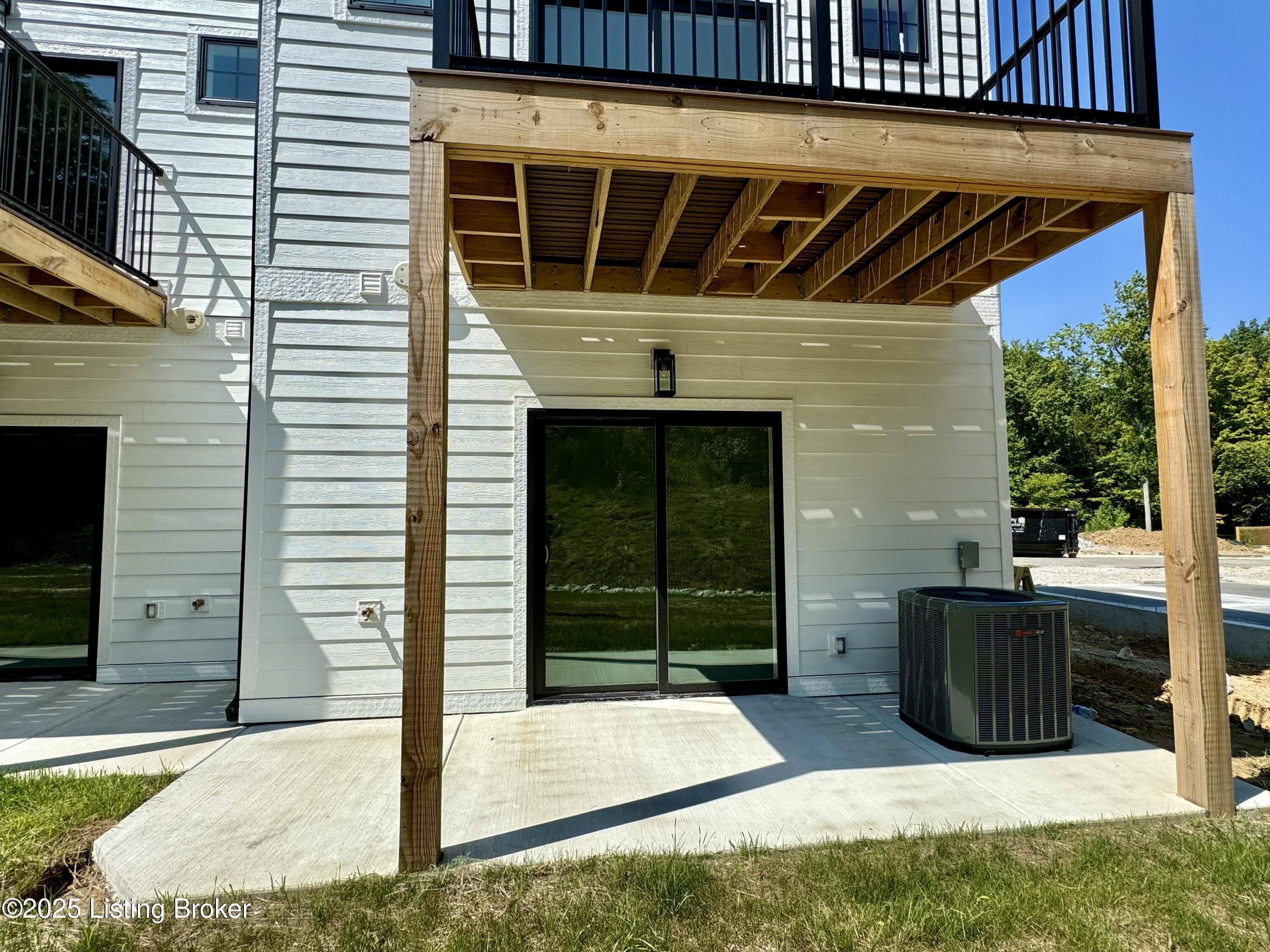 7407 Park Vue Dr Property Photo 12