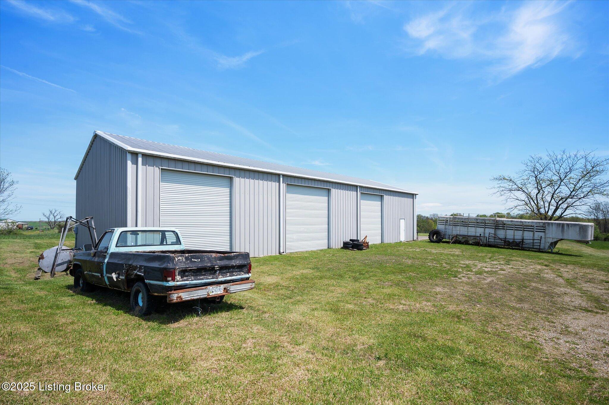 9521 Sulphur Rd Property Photo 5