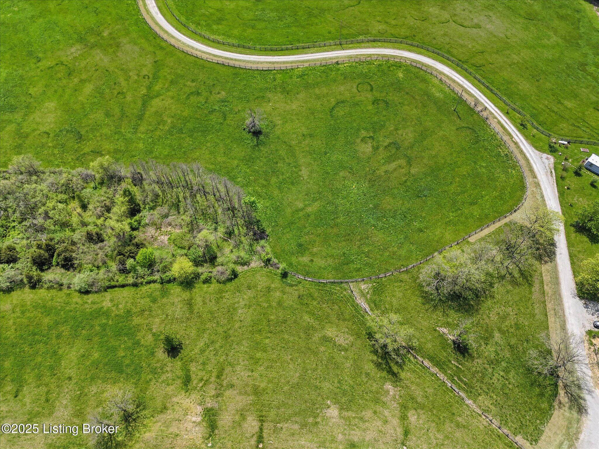 9521 Sulphur Rd Property Photo 20