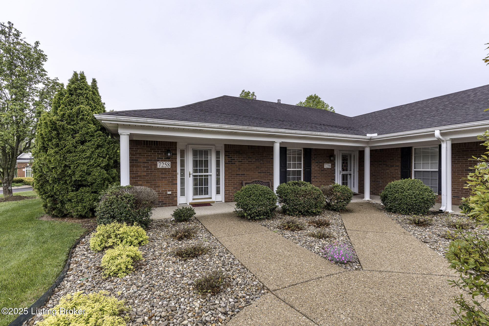 7258 Briscoe Vista Way Property Photo 1