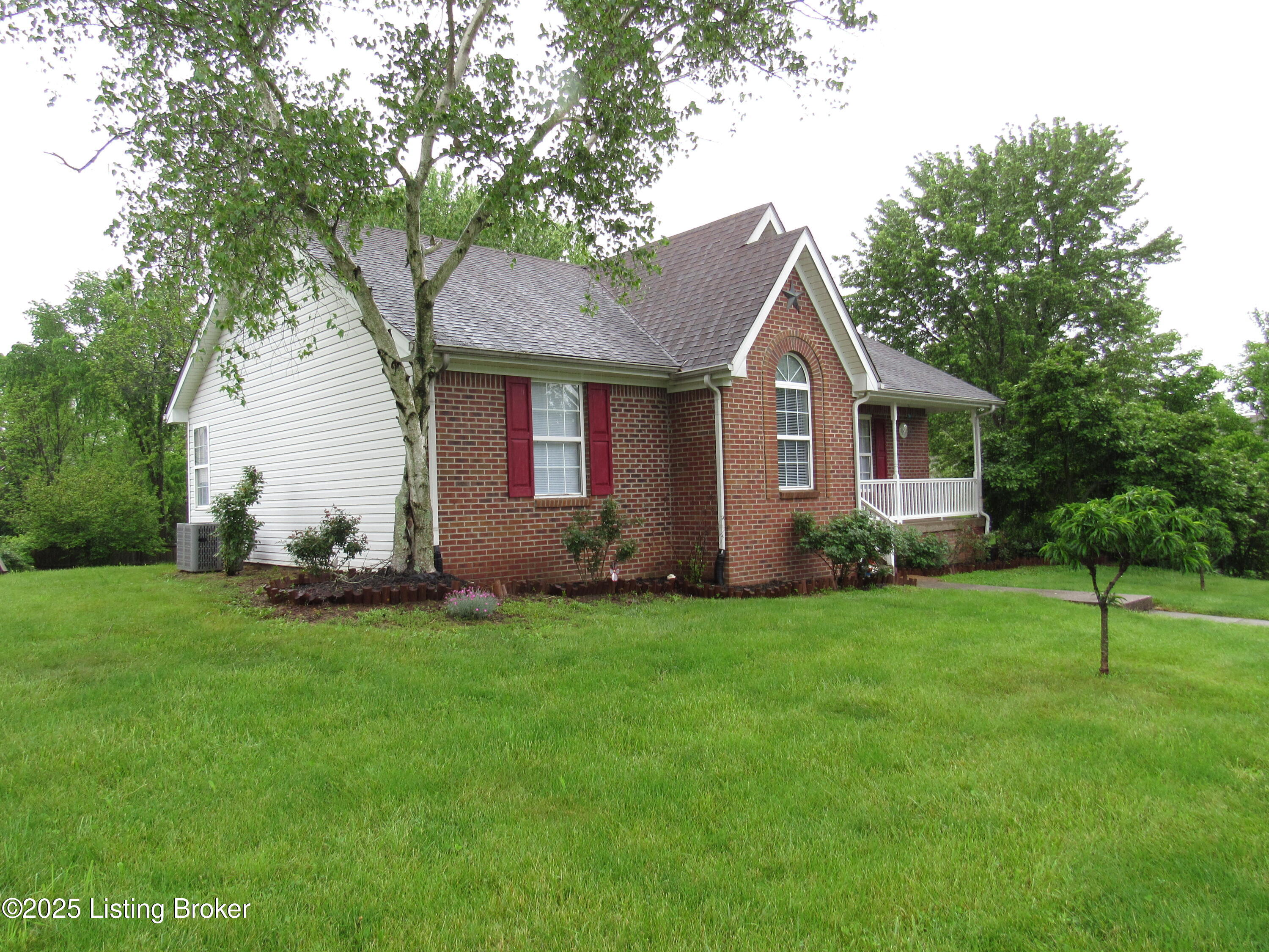 1253 Shepard Way Property Photo 1