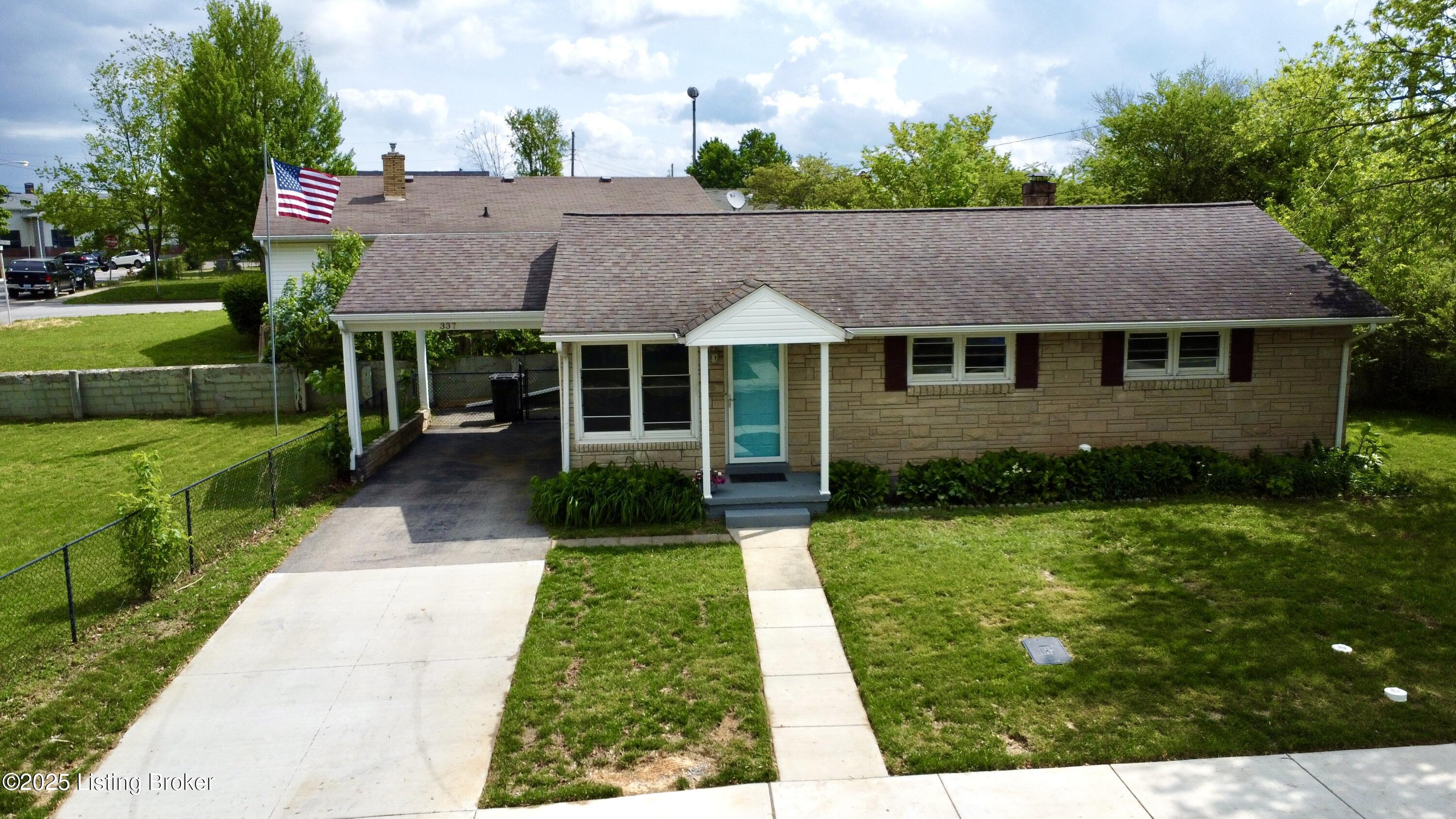 337 Meadow Ln Property Photo 1