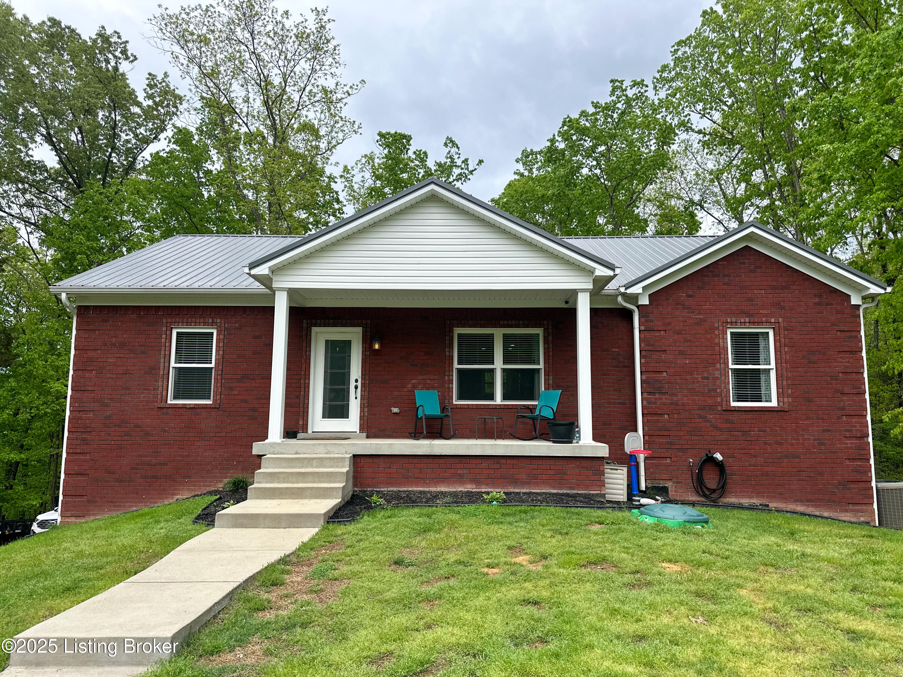 68 Lonnie Lawson Ct Property Photo
