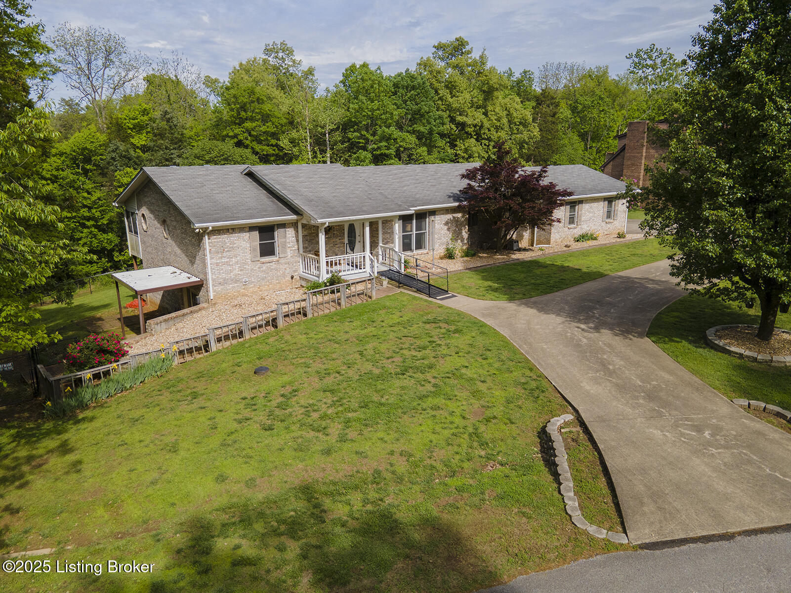760 St. Andrews Road Rd Property Photo 1