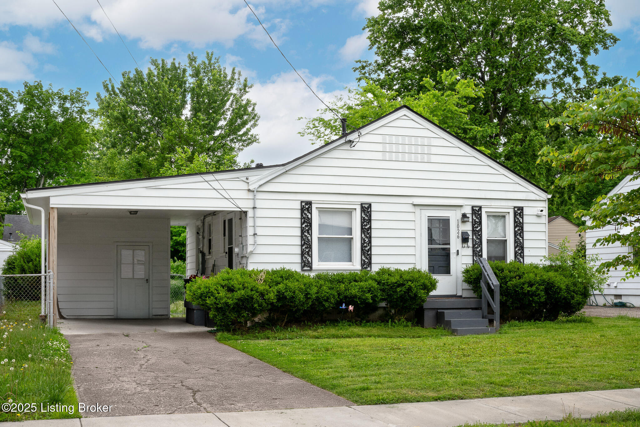 1026 Navaho Pl Property Photo 1