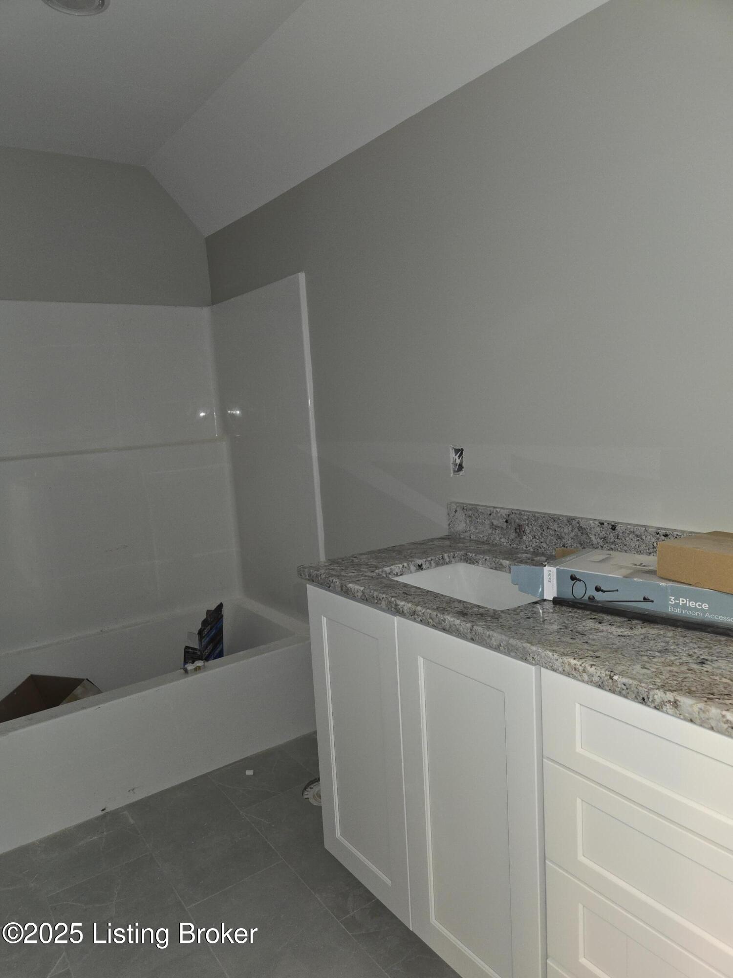 7001 Stable Ct Property Photo 26
