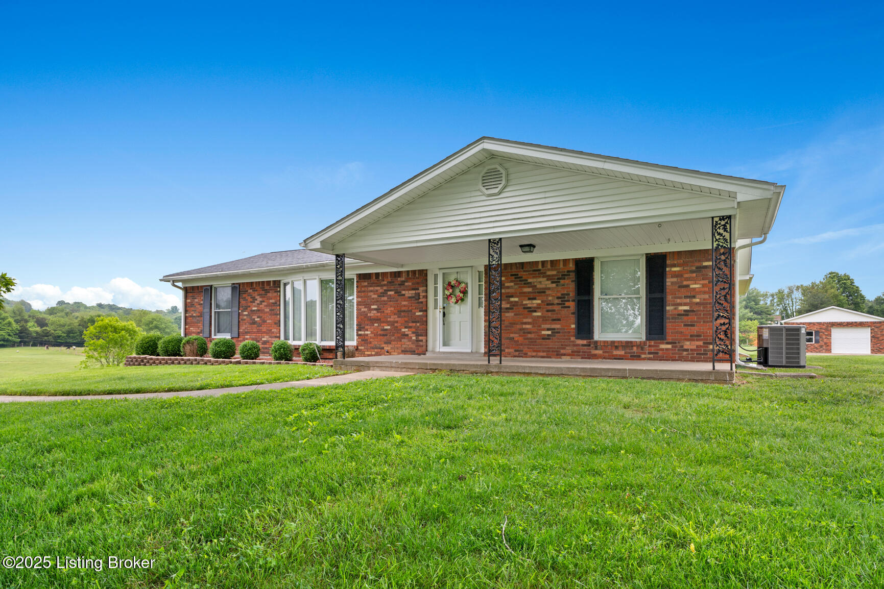 1160 Buck Knobs Rd Property Photo