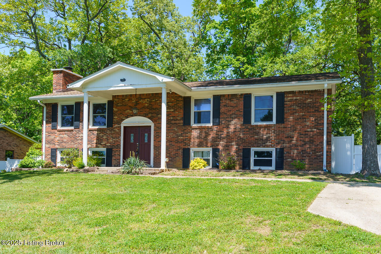 155 E Johns Rd Property Photo 1
