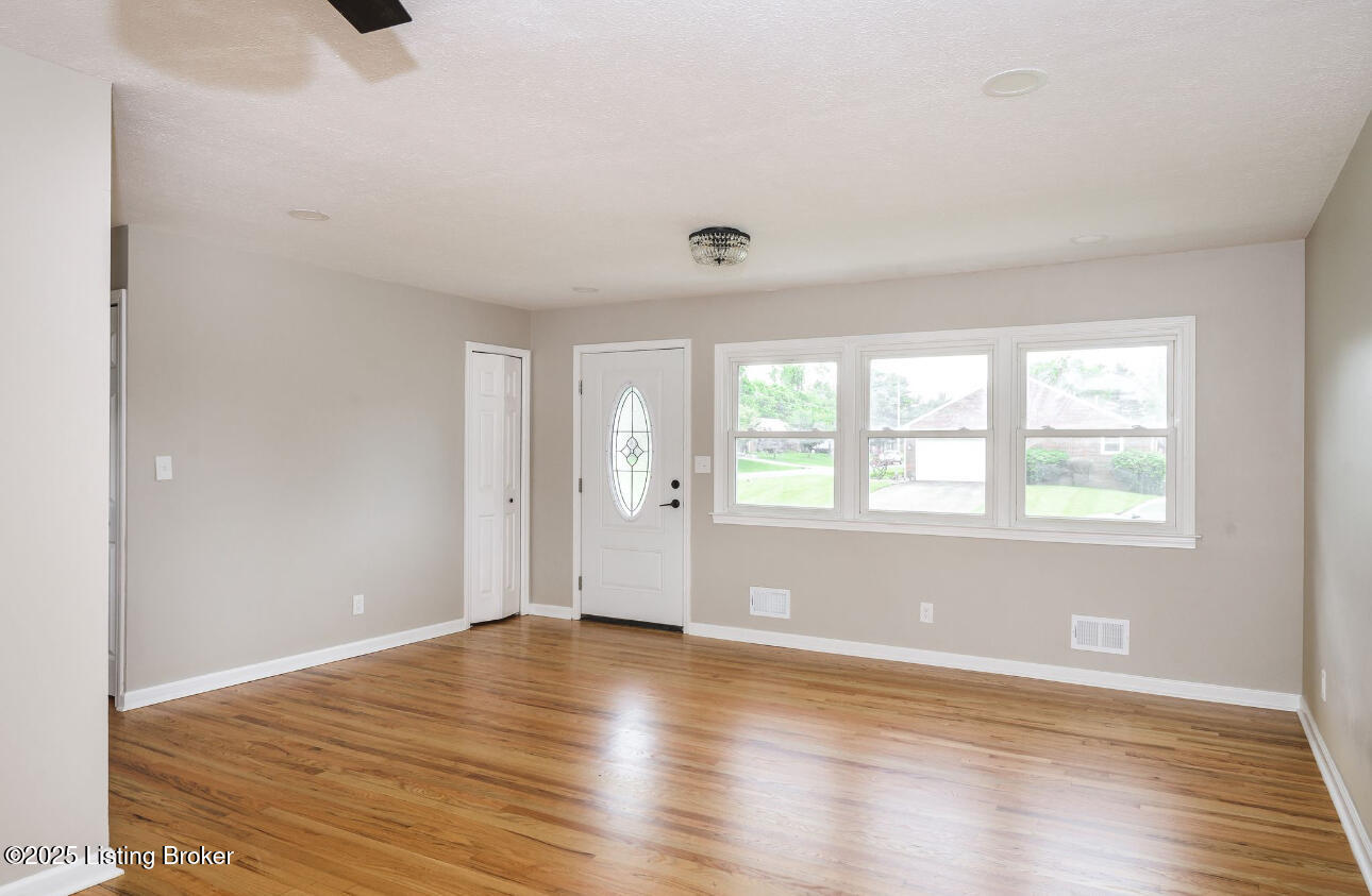 4312 Winter Garden Ct Property Photo 5