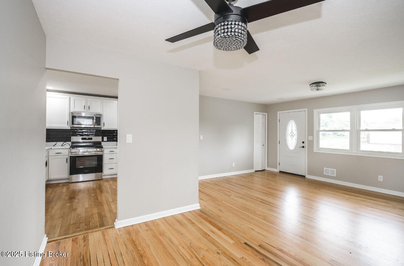 4312 Winter Garden Ct Property Photo 8