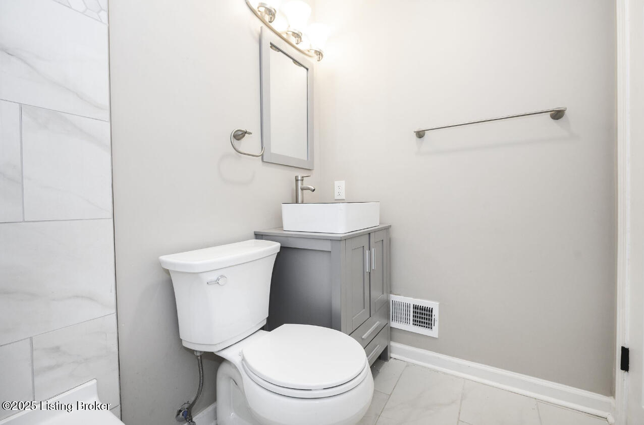 4312 Winter Garden Ct Property Photo 26