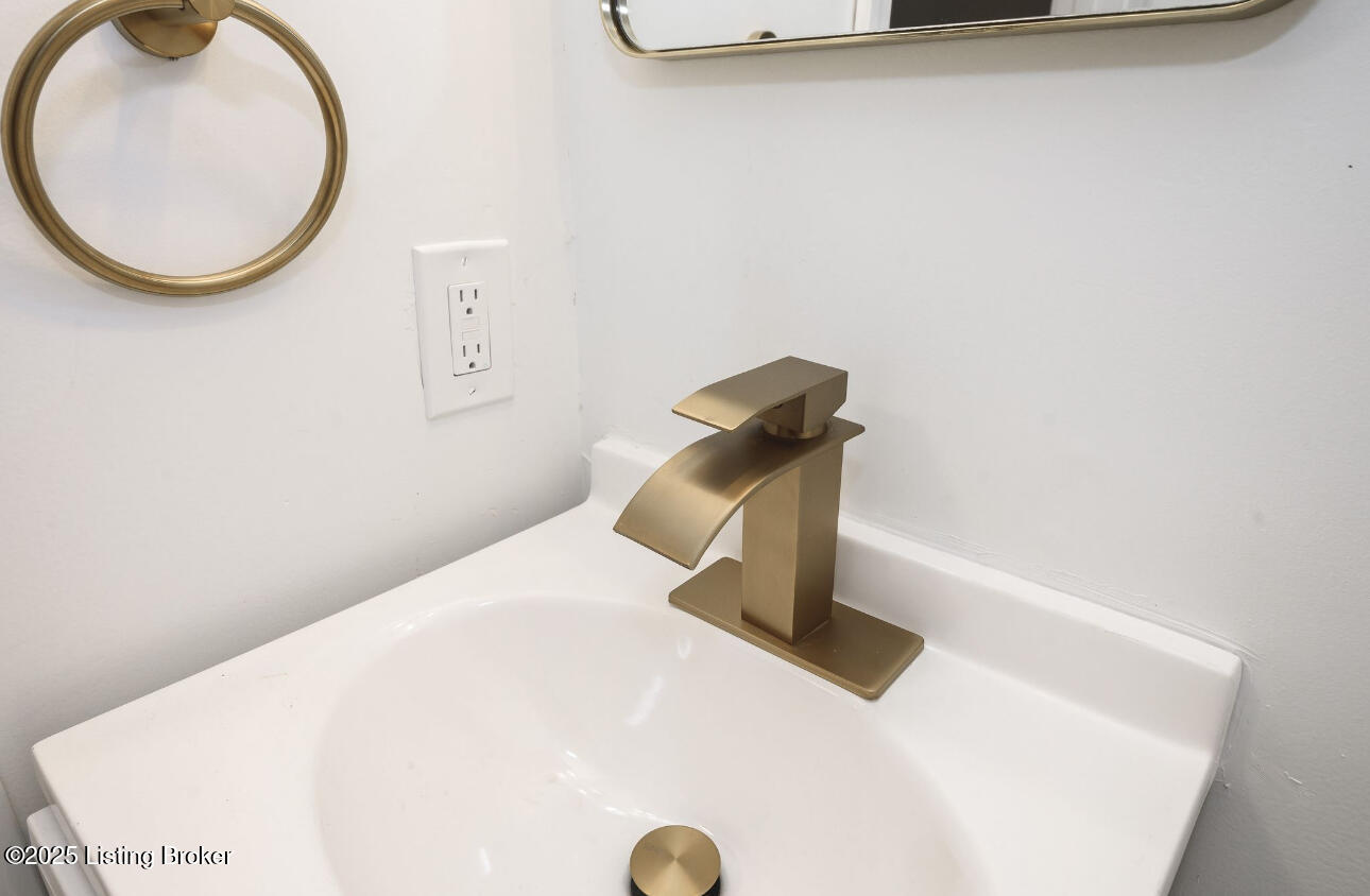 4312 Winter Garden Ct Property Photo 49
