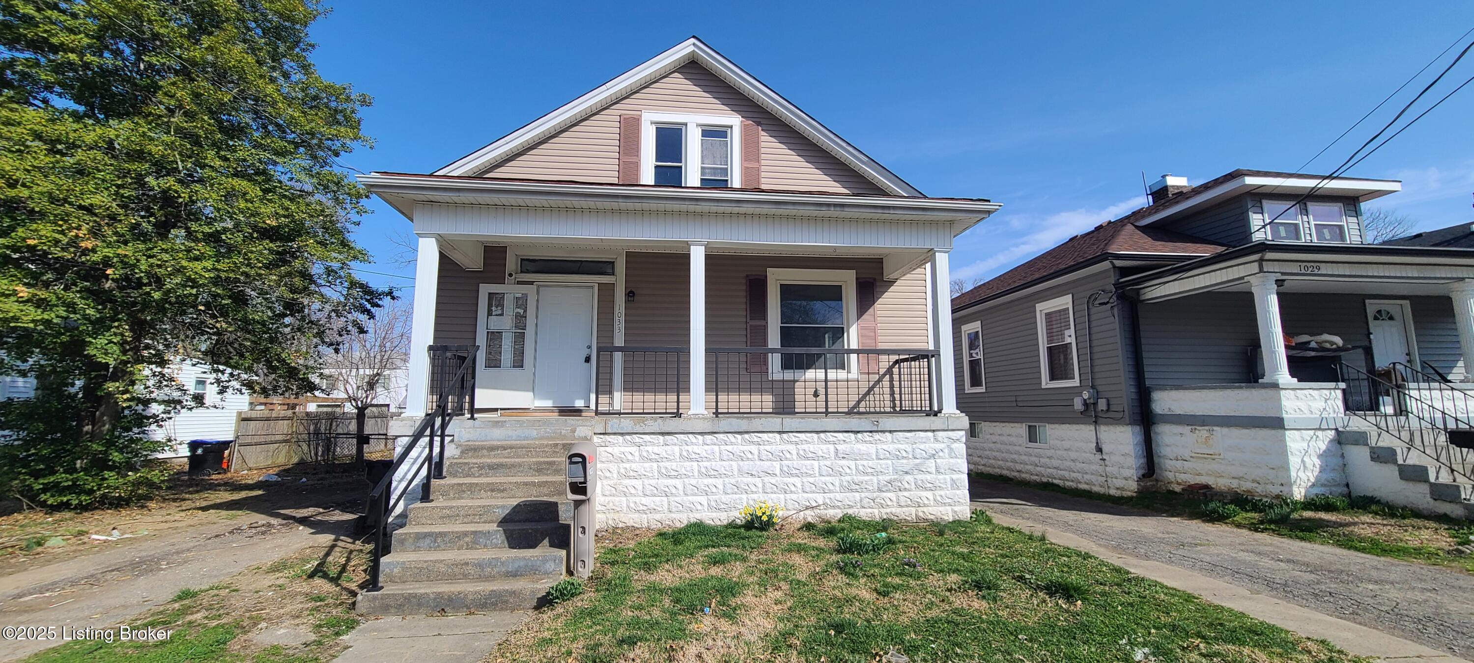 1033 Lynnhurst Ave Property Photo 1