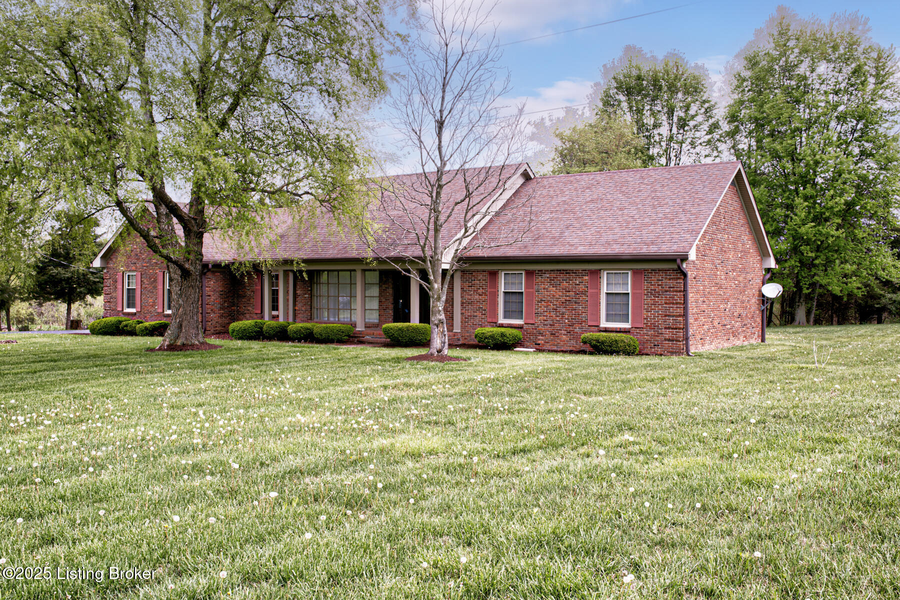 4401 Greenhaven Ln Property Photo 1