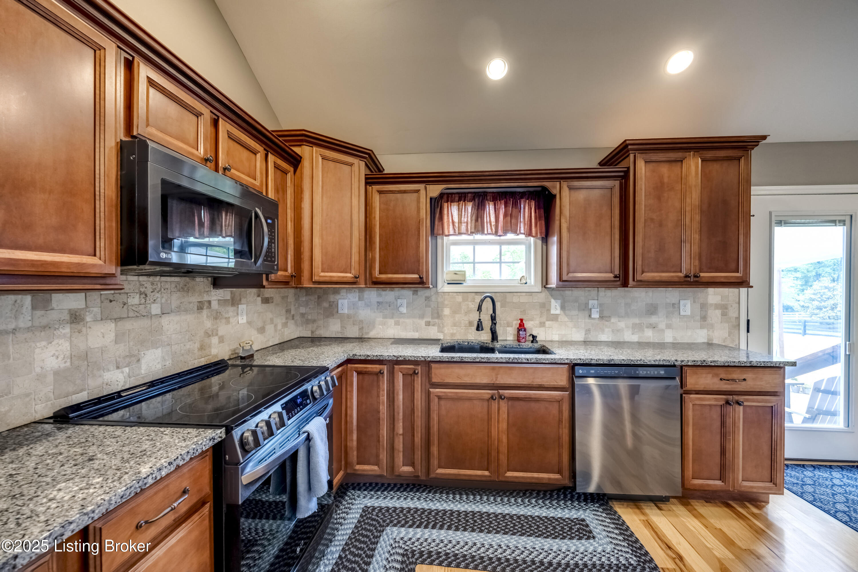 4605 Clarkhurst Cir Property Photo 14