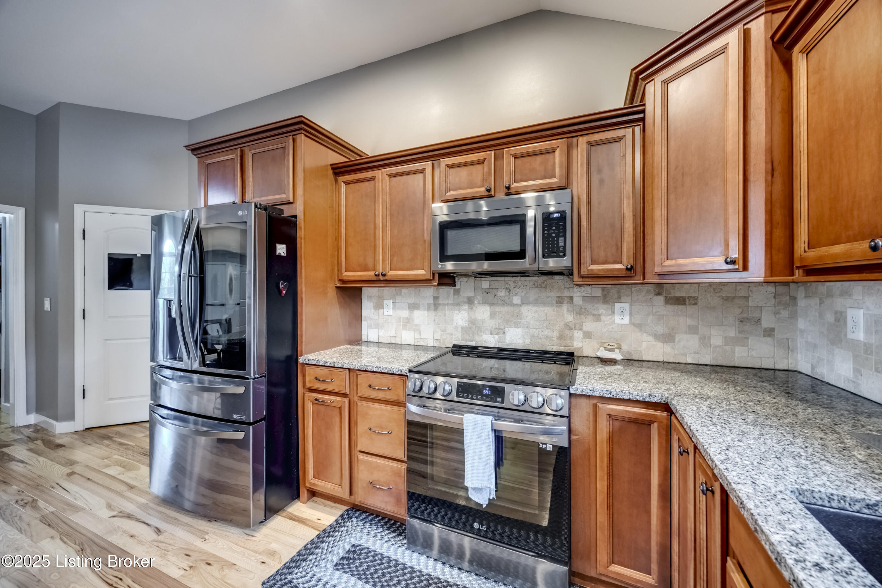 4605 Clarkhurst Cir Property Photo 16