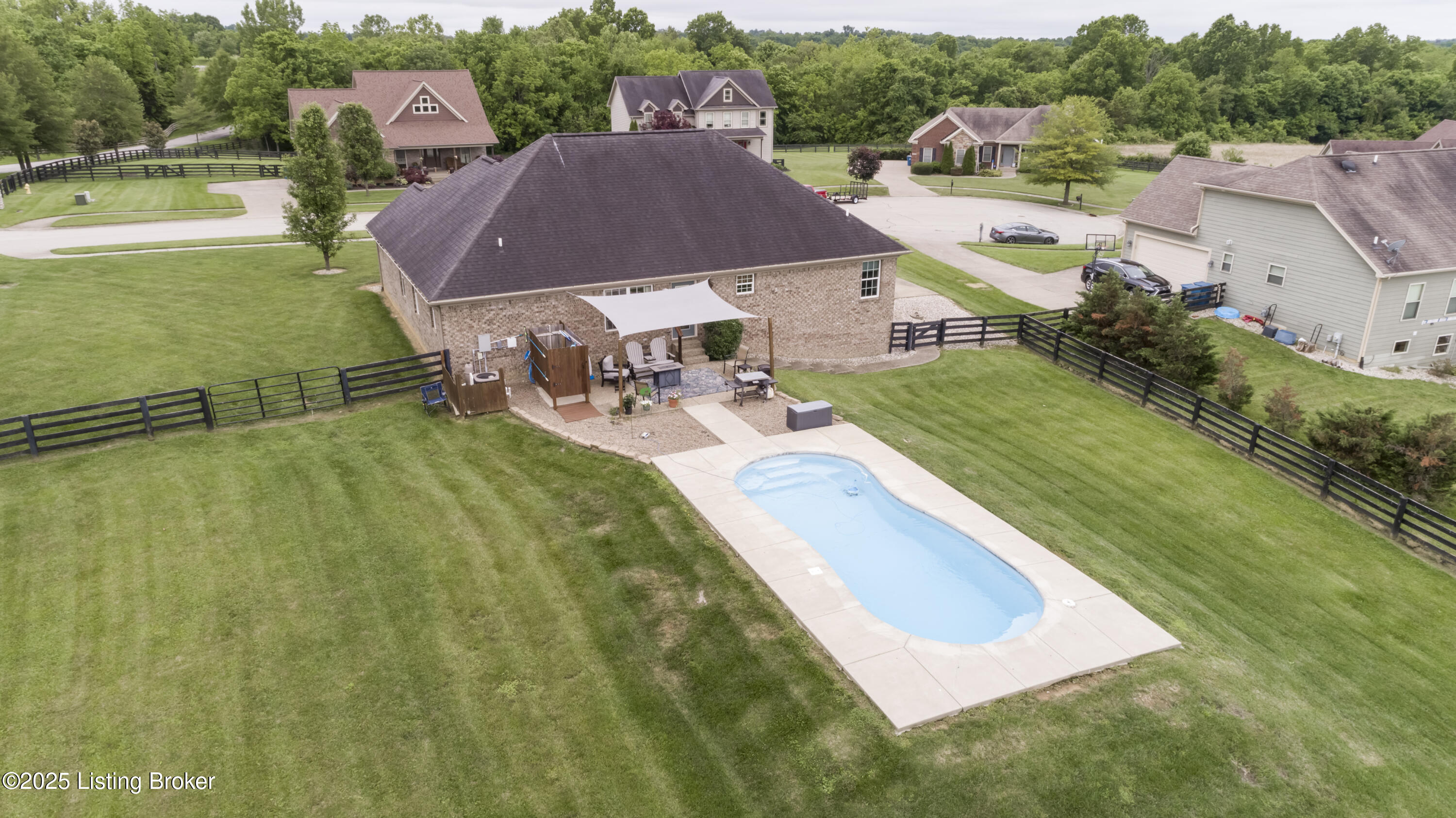 4605 Clarkhurst Cir Property Photo 88