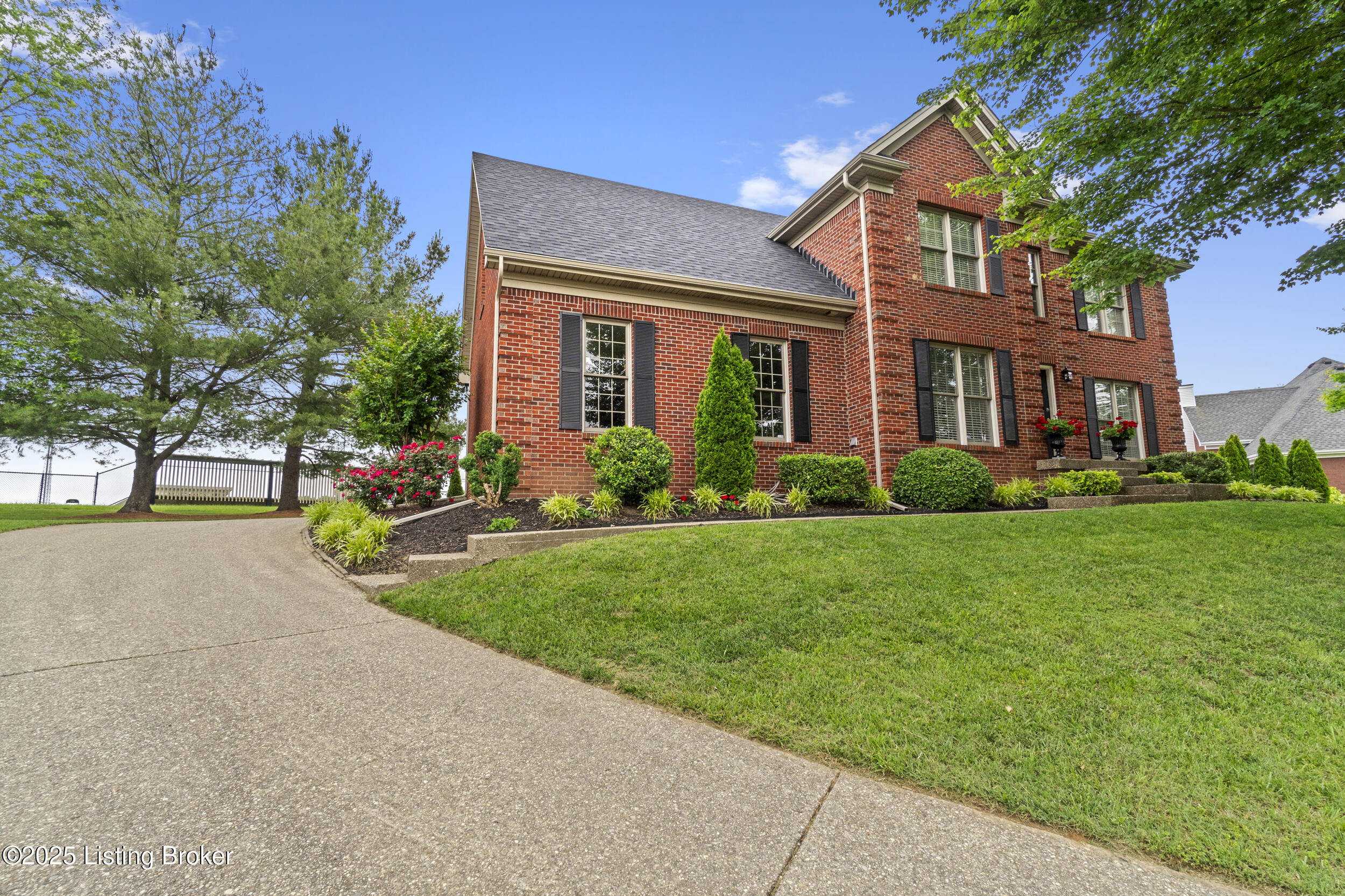 12401 Barbizon Ct Property Photo 1