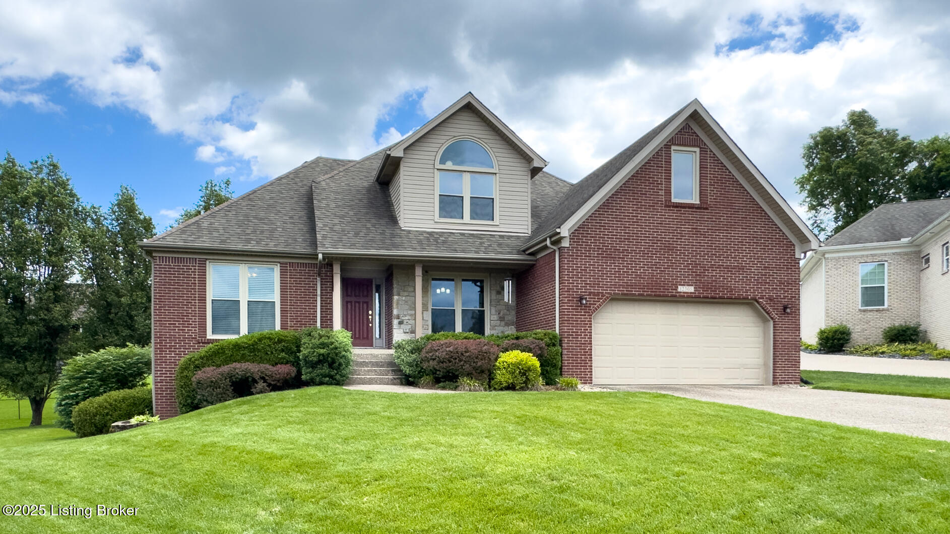 12305 Newport Trace Ct Property Photo 1