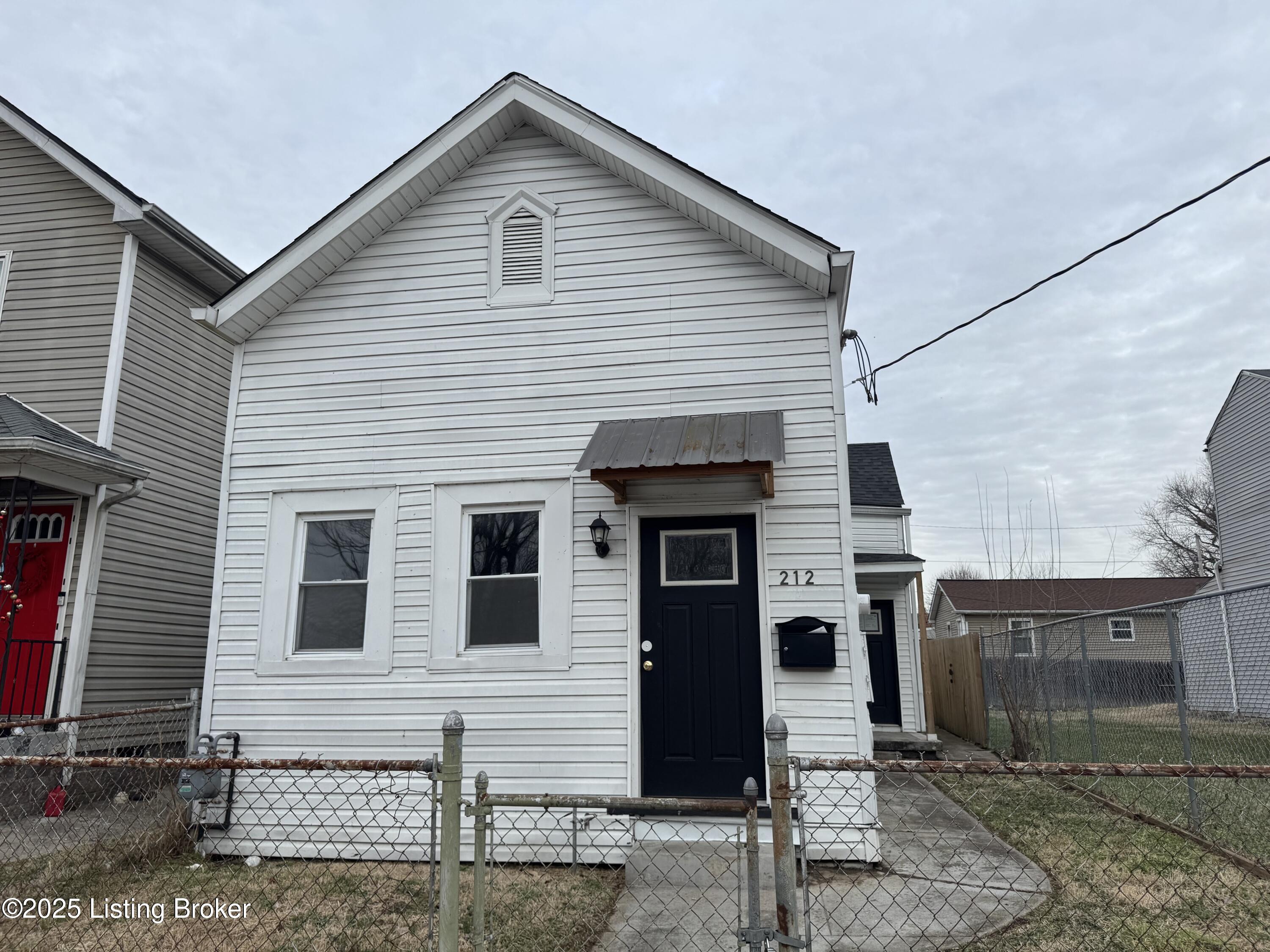 212 N 18th St Property Photo 1
