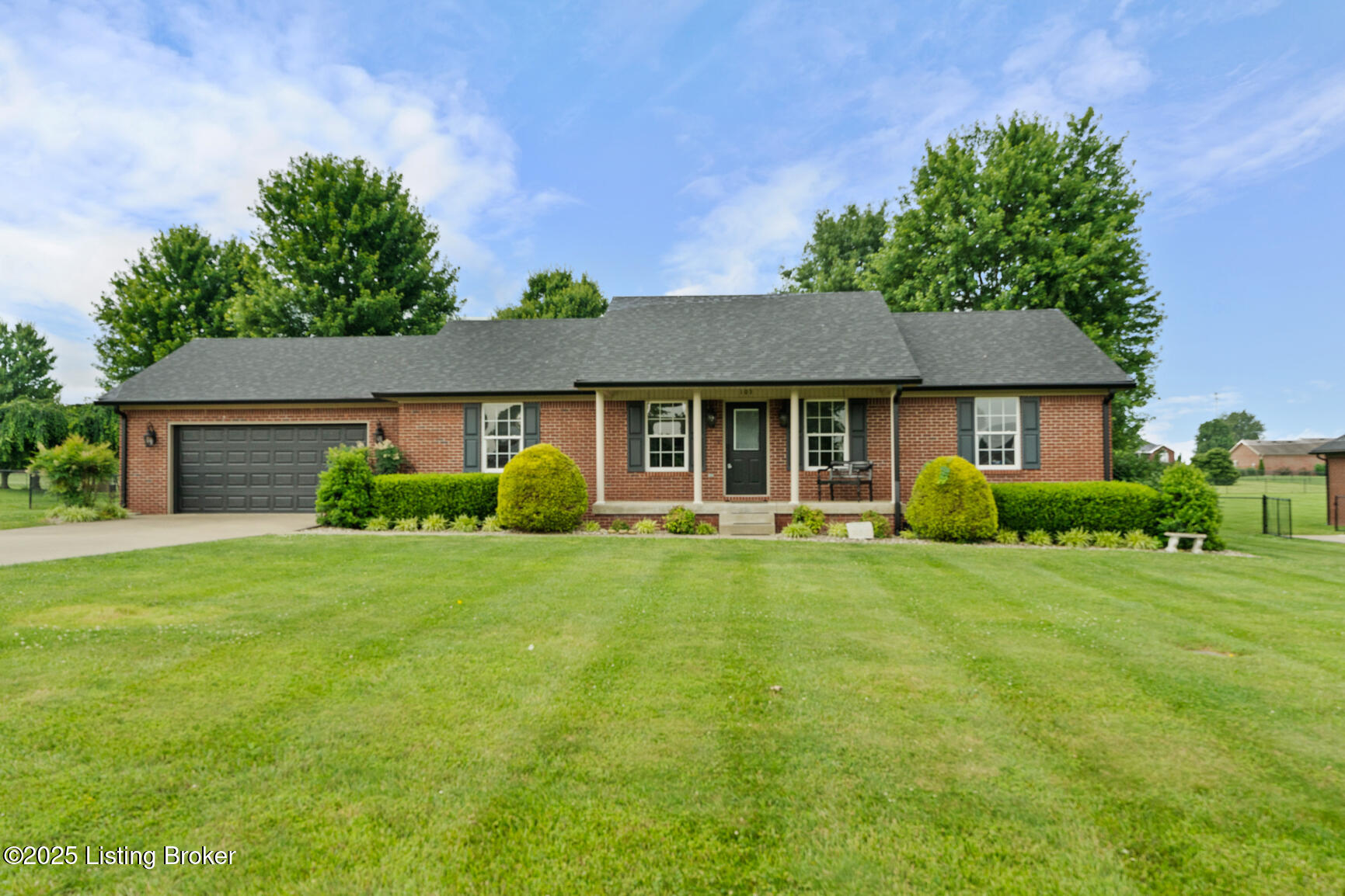 103 Maggie Ln Property Photo 1