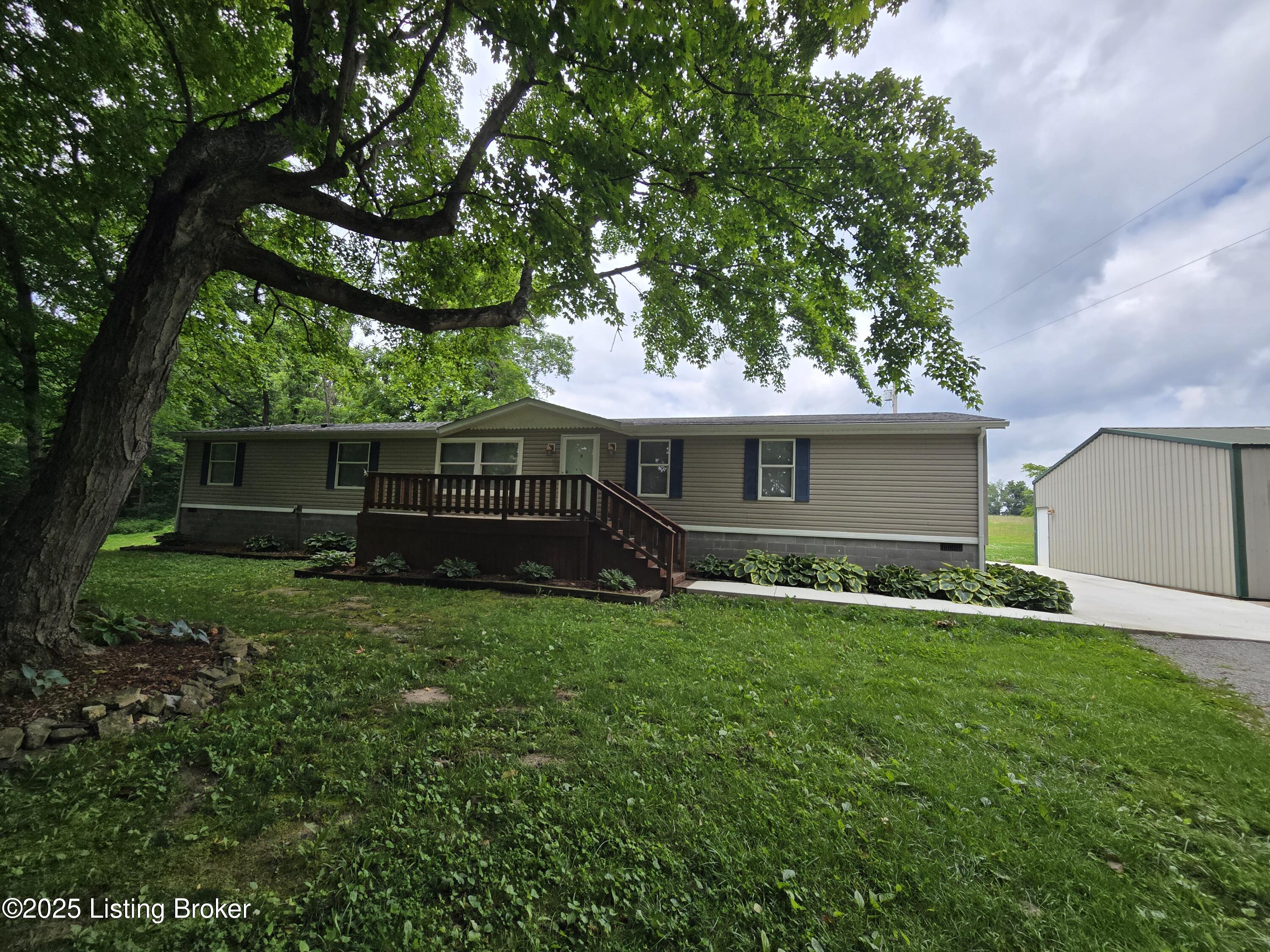 2131 Ridge Rd Property Photo 1
