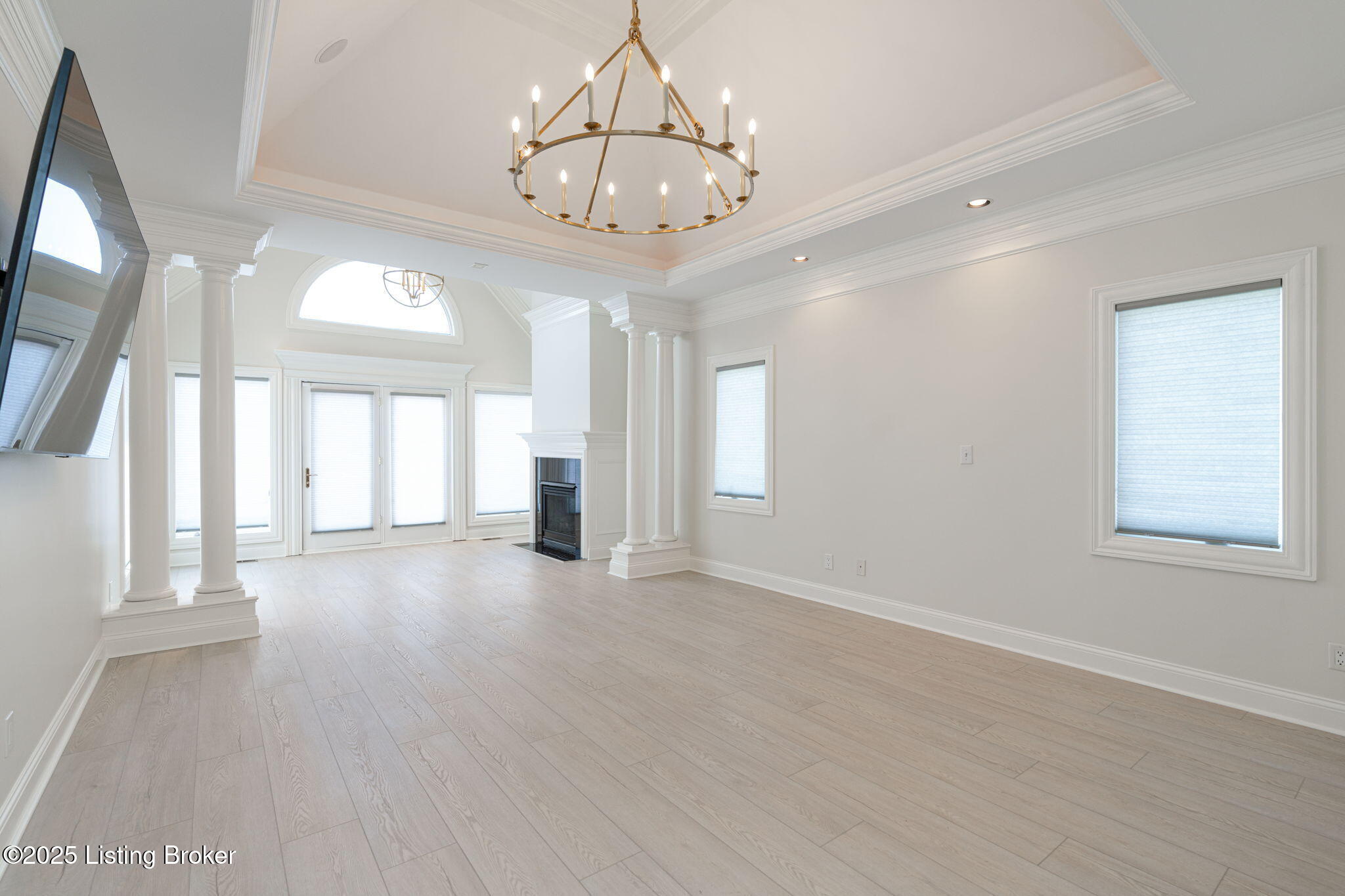 11732 Paramont Way Property Photo 36