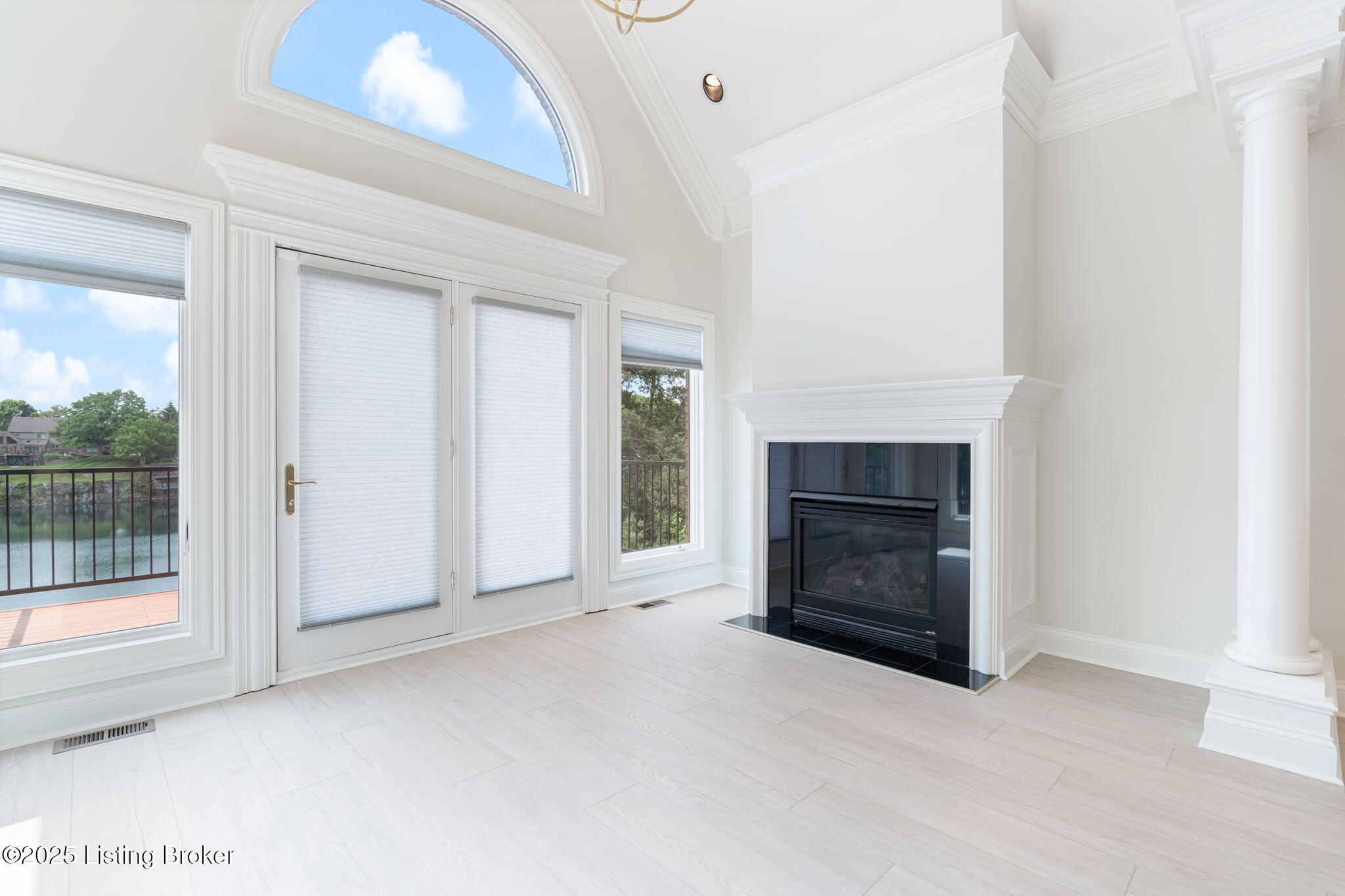 11732 Paramont Way Property Photo 39