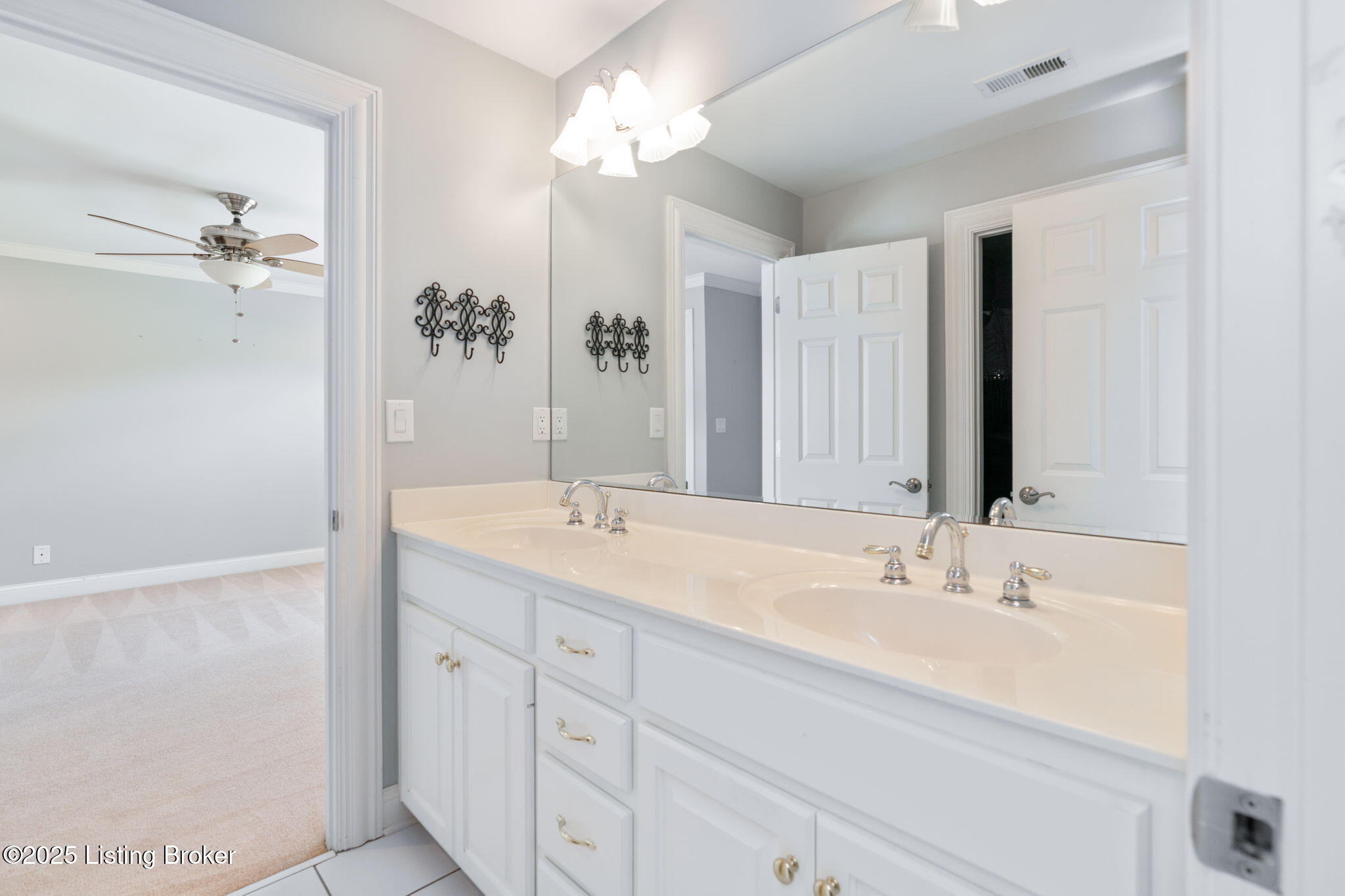 11732 Paramont Way Property Photo 67
